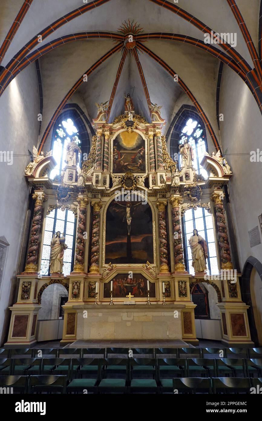 Innenansicht der evangelischen St. Blasius Kirche - Hochaltar, Niedersachsen, Deutschland, Hannoversch MÃ¼nden Banque D'Images