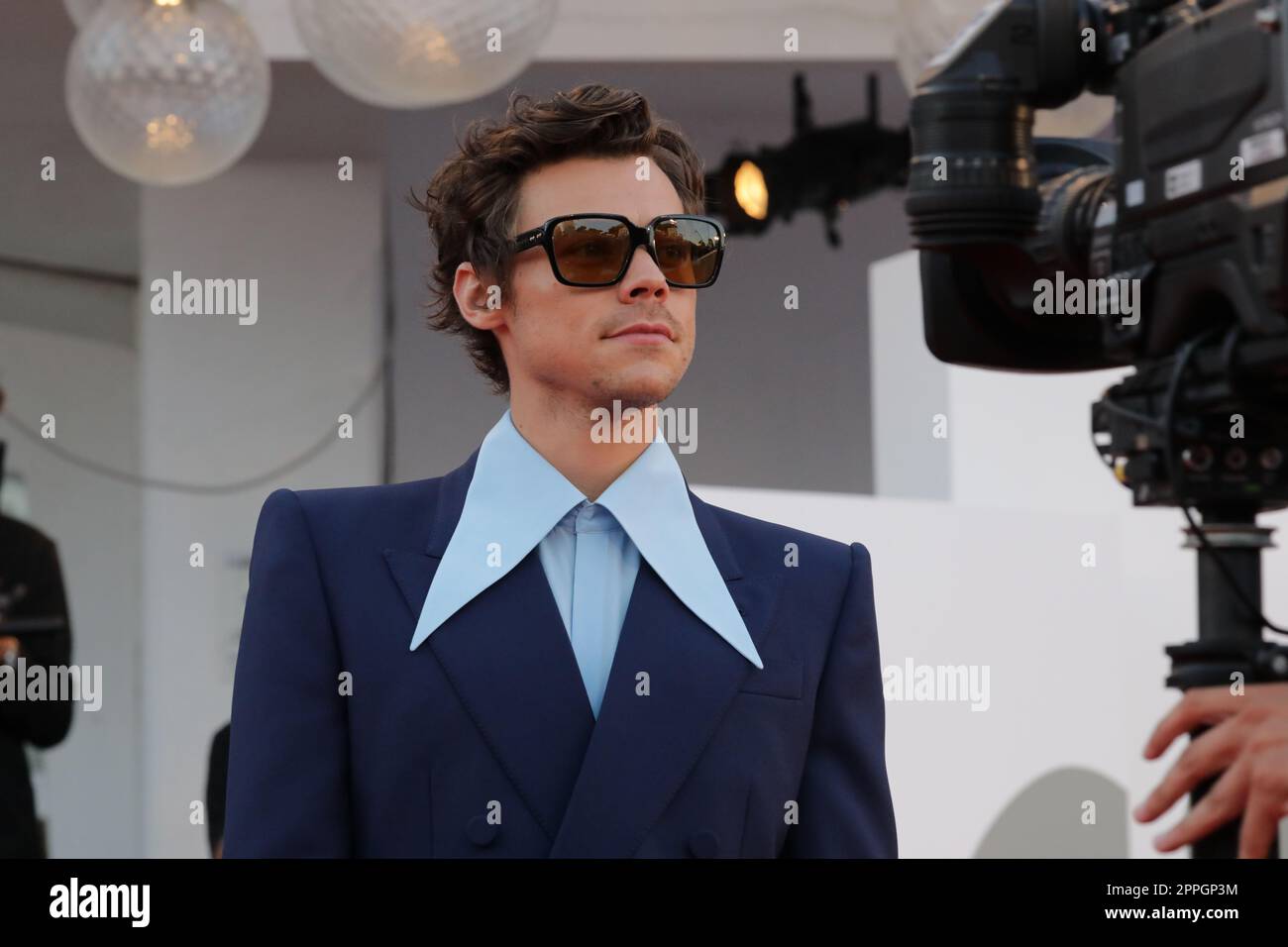 Harry Styles avec le film Don't Worry Darling au Festival du film de Venise sur le tapis rouge 5 SEPTEMBRE 2022 première mondiale Banque D'Images