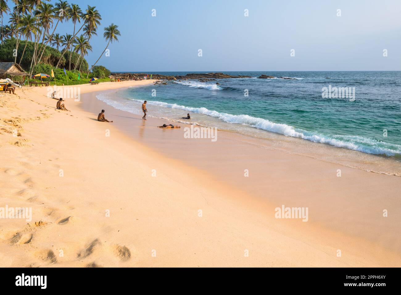 L'Amanwella Palm Beach, situé à l'ouest de Tangalle, au Sri Lanka Banque D'Images L'Amanwella Palm Beach, situé à l'ouest de Tangalle, au Sri Lanka Banque D'Images