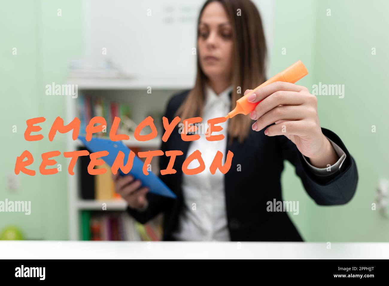 Écriture affichant le texte rétention des employés. Approche commerciale méthode de recrutement interne employée par les organisations Banque D'Images