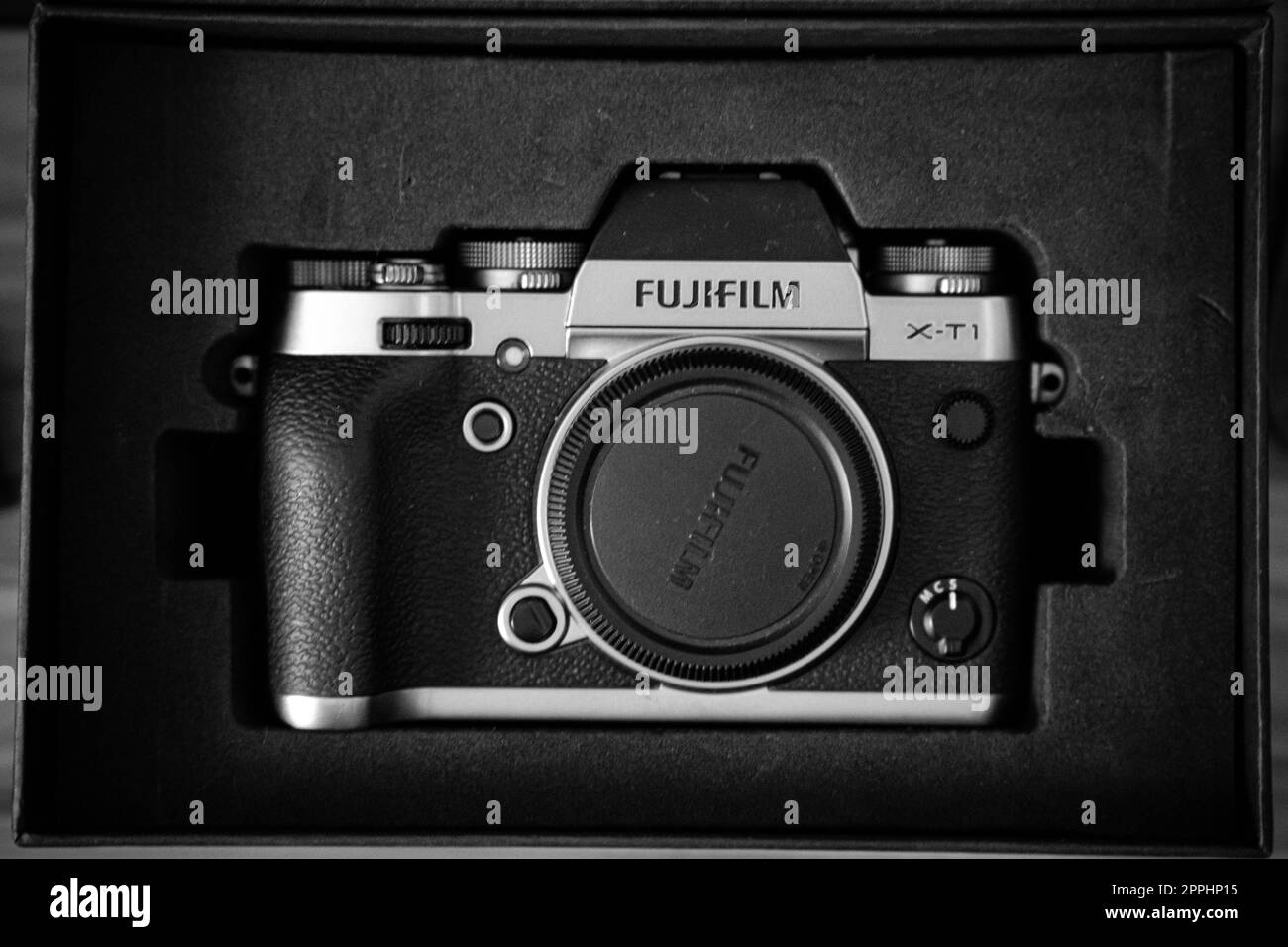 Fujifilm X-T1 APS-C Kamera dans Silber Banque D'Images