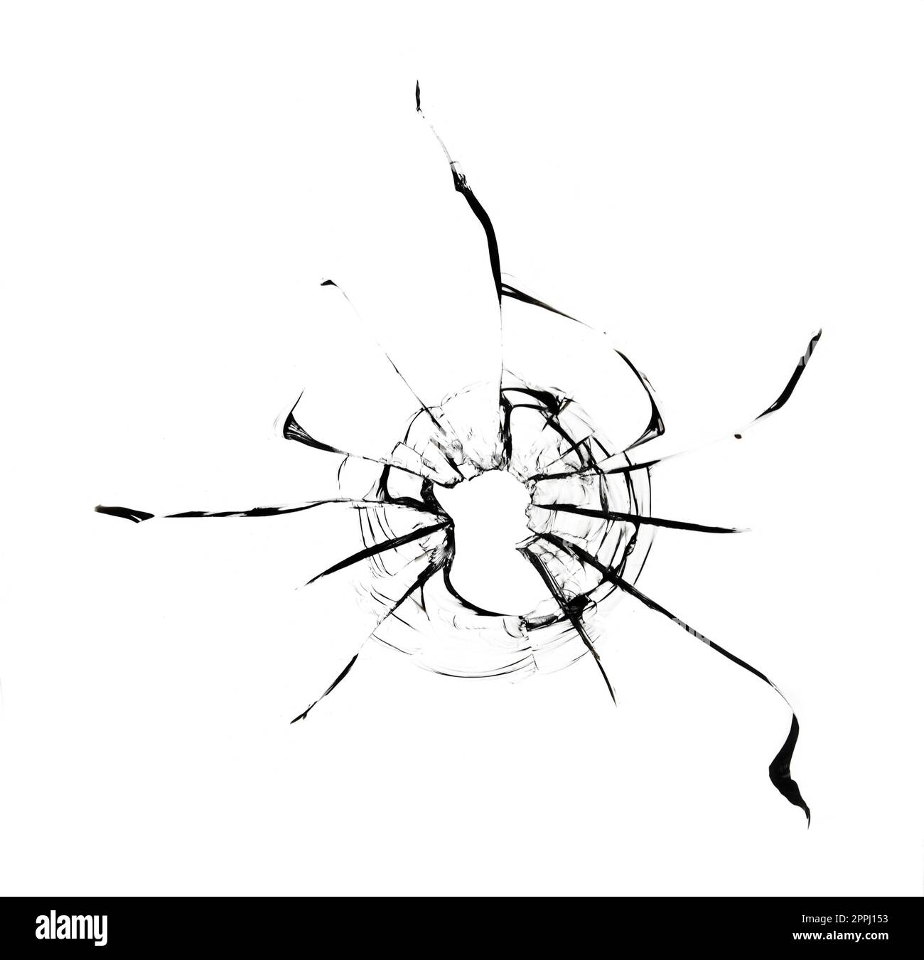 Texture de verre brisée isolée sur fond blanc. Fissures d'une fenêtre détruite Banque D'Images