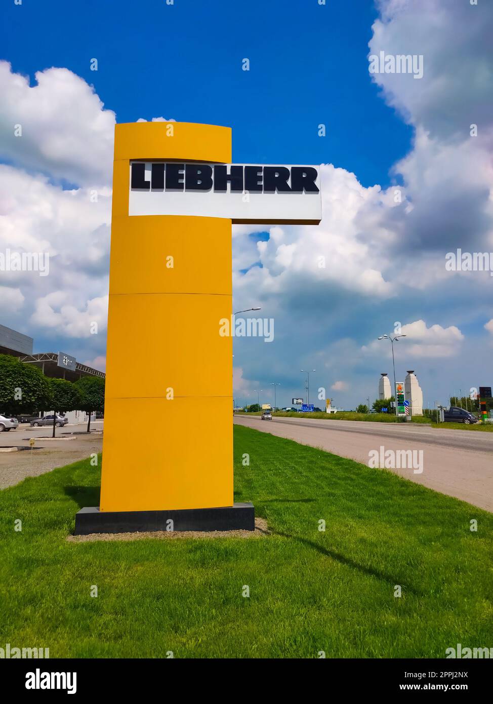 Kiev, Ukraine - 16 juin 2020 : Liebherr-Canada Ltd. Signe à Kiev, Ukraine, le 16 juin 2020. Banque D'Images