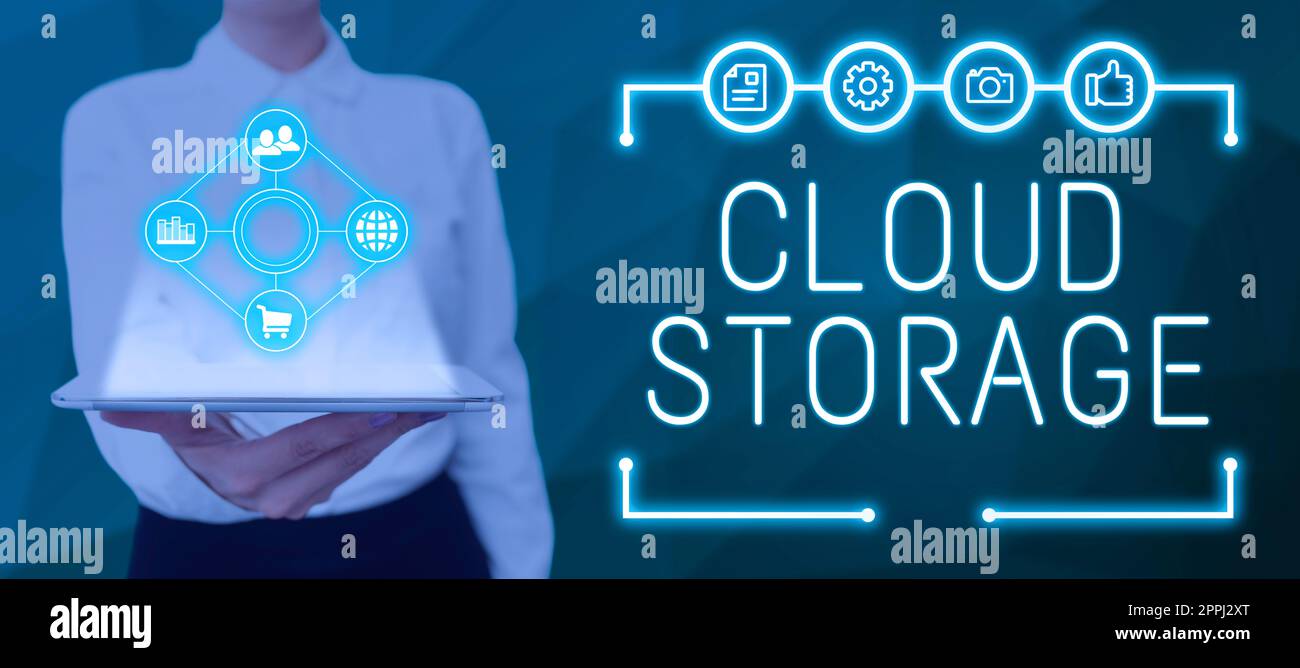Légende conceptuelle Cloud Storage. Internet concept Computing connecte les périphériques aux données du Cloud sur le stockage distant Banque D'Images