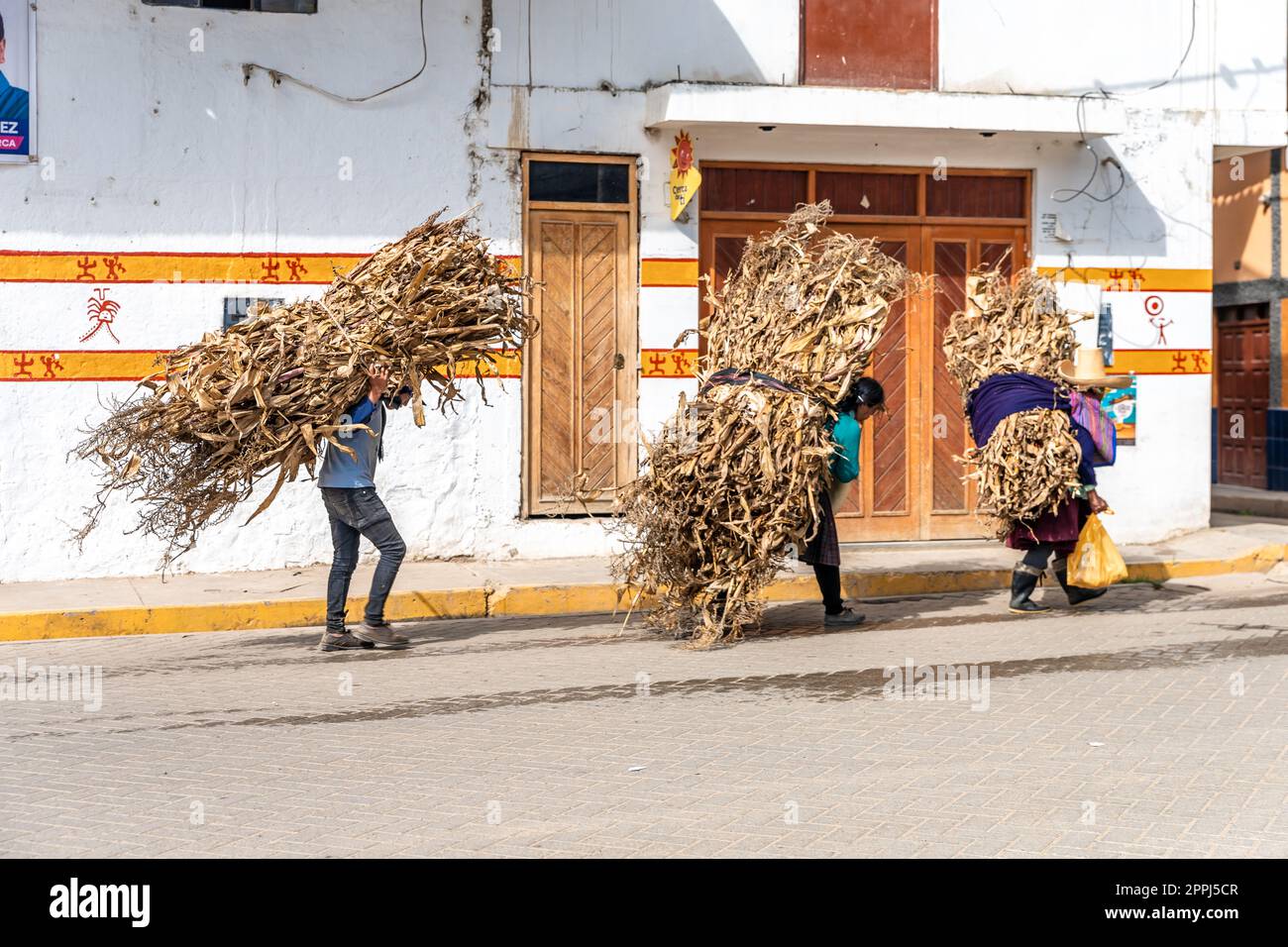 Pérou - 19 septembre 2022: rue de la campagne péruvienne en Amérique du Sud Banque D'Images