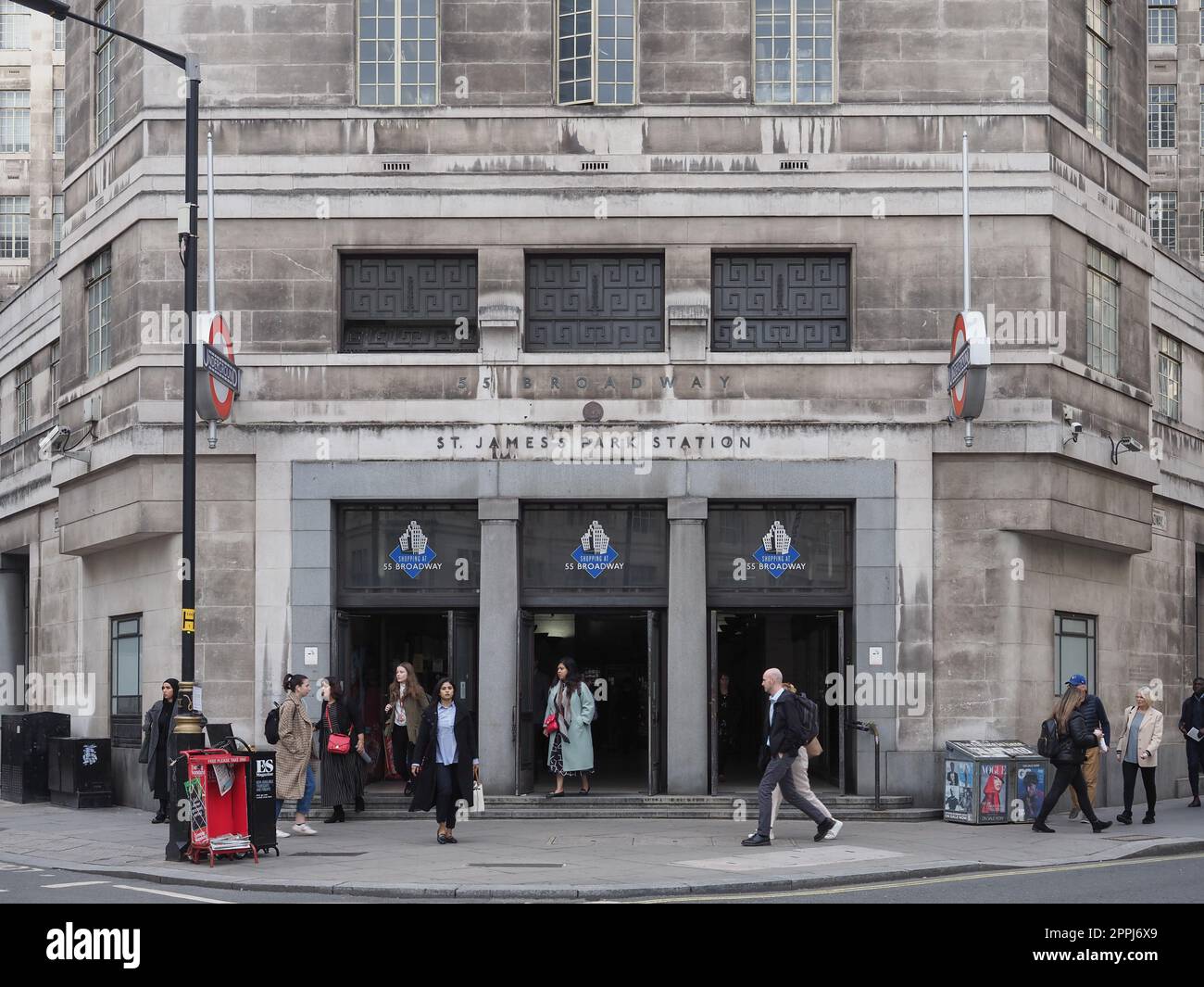 Station de métro St James Park à Londres Banque D'Images