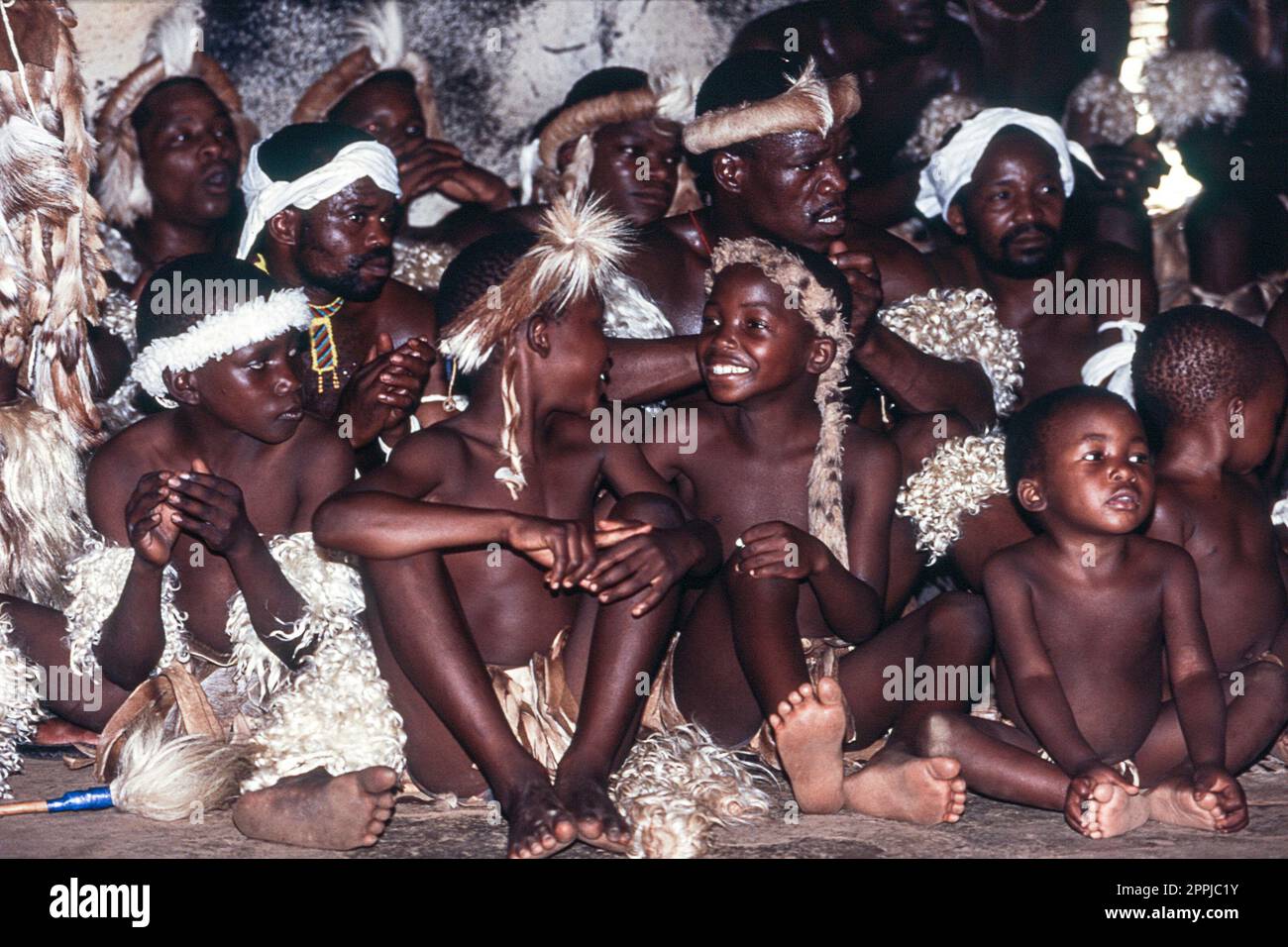 Zulu les gens au village zoulou de Shakaland, Vallée Nkwalini, Kwazulu Natal, Afrique du Sud. Banque D'Images