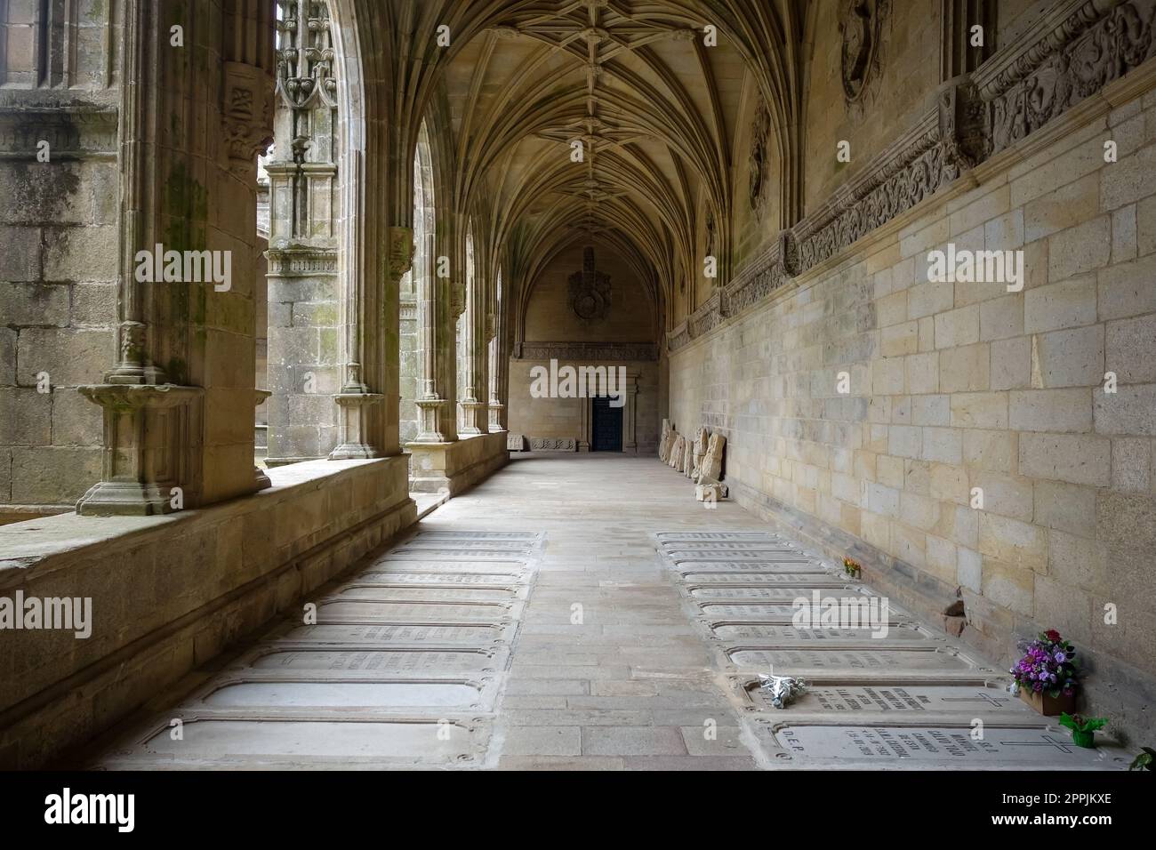 Allées intérieures de la cathédrale Saint-Jacques-de-Compostelle, Galice, Espagne Banque D'Images