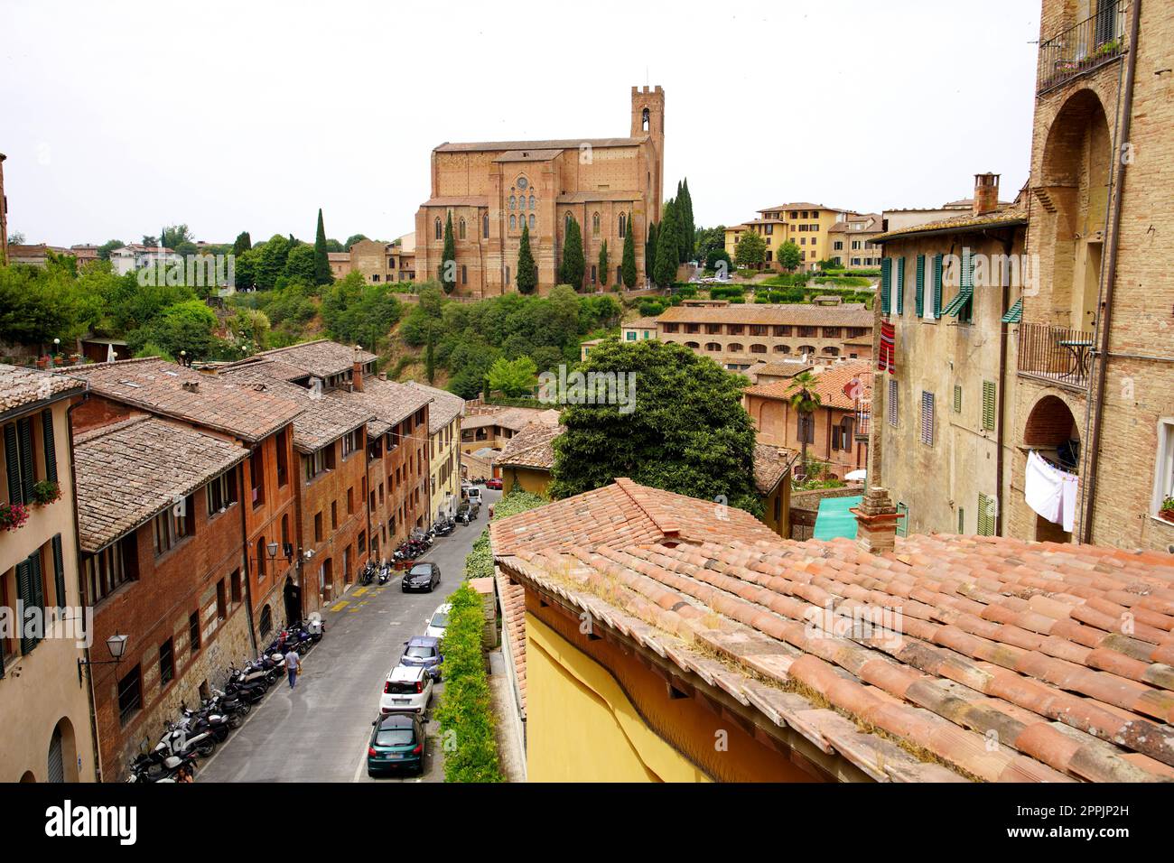 Paysage urbain de la ville médiévale historique de Sienne, Toscane, Italie Banque D'Images