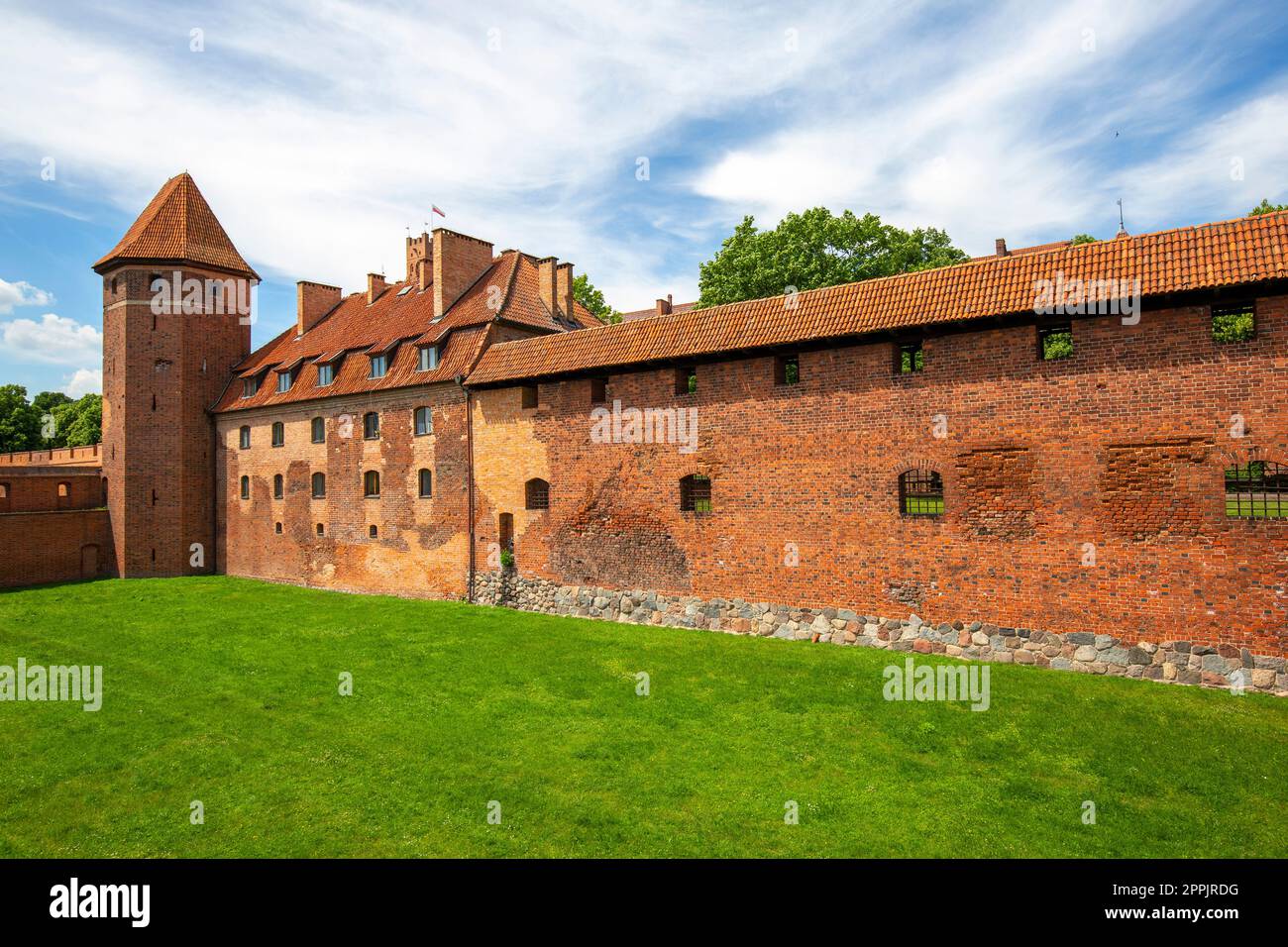 Château de Malbork du 13e siècle, forteresse teutonique médiévale sur la rivière Nogat, Malbork, Pologne Banque D'Images