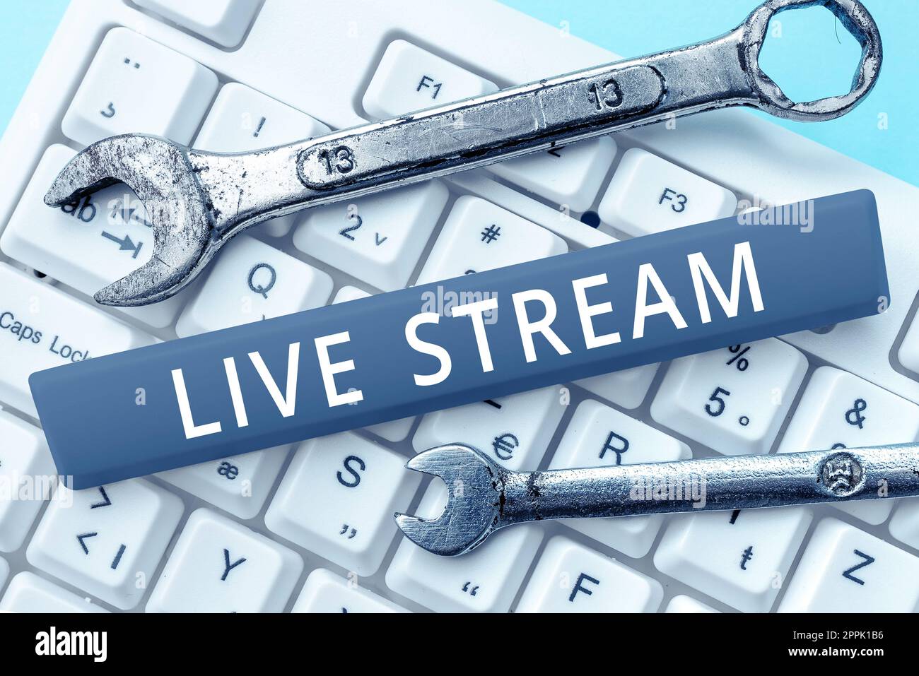 Légende de texte présentant Live Stream. Photo conceptuelle transmettre ou recevoir une couverture vidéo et audio sur Internet Banque D'Images