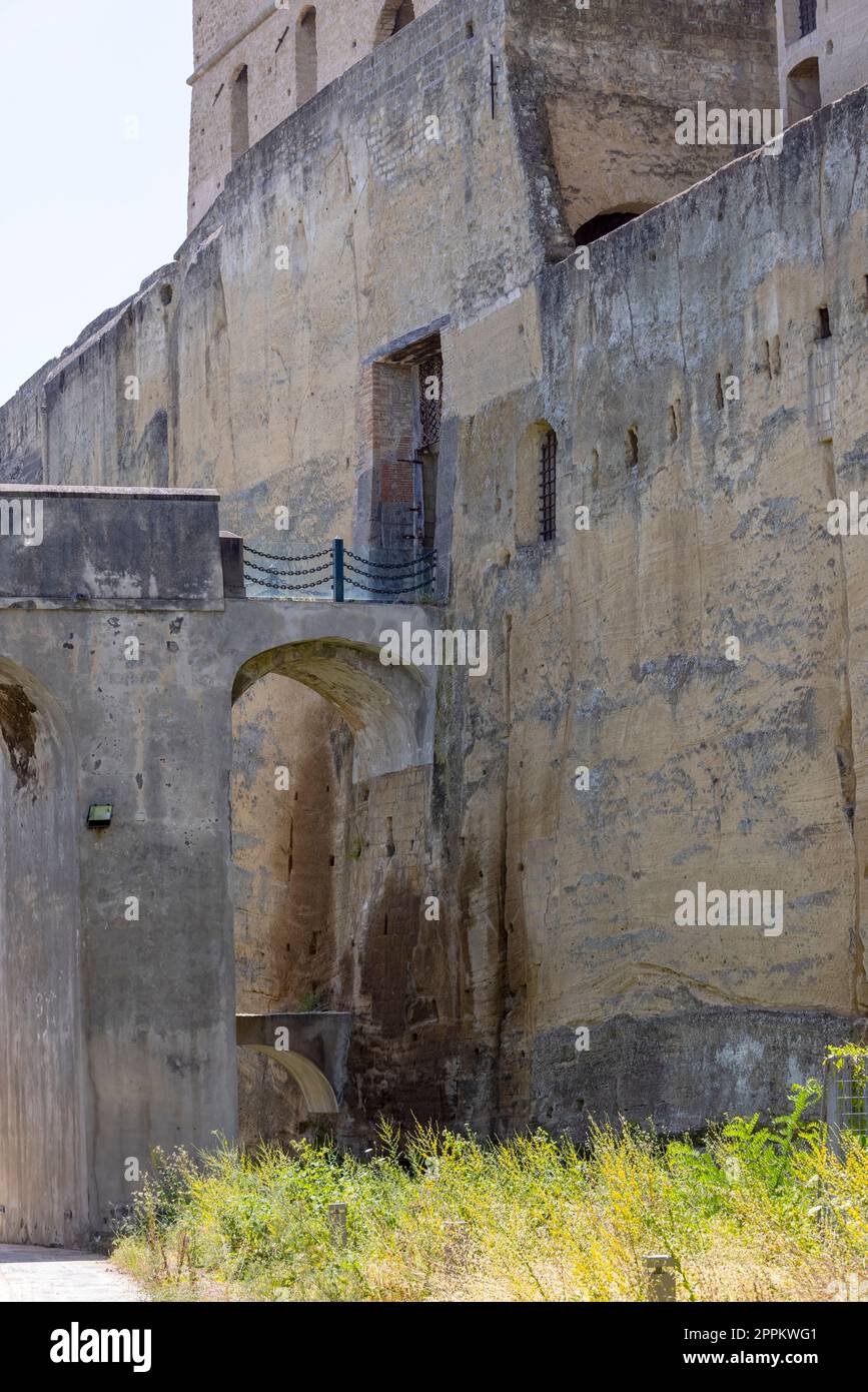 Castel Sant'Elmo, forteresse médiévale située sur la colline du Vomero, Naples, Italie Banque D'Images