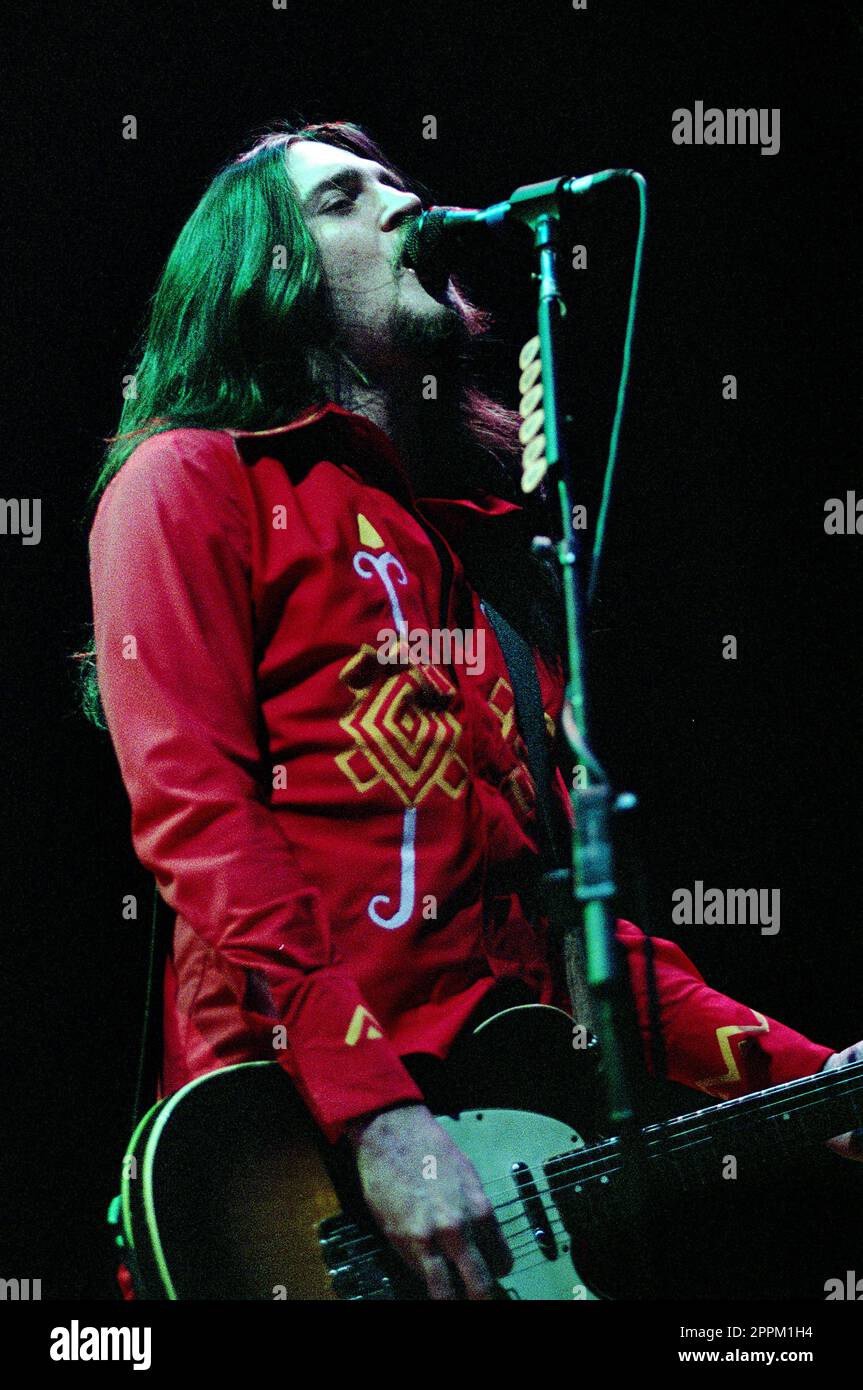 Milan Italie 1999-11-14: Le groupe Red Hot Chili Peppers au Forum Assago , le guitariste John Frusciante pendant le spectacle Banque D'Images