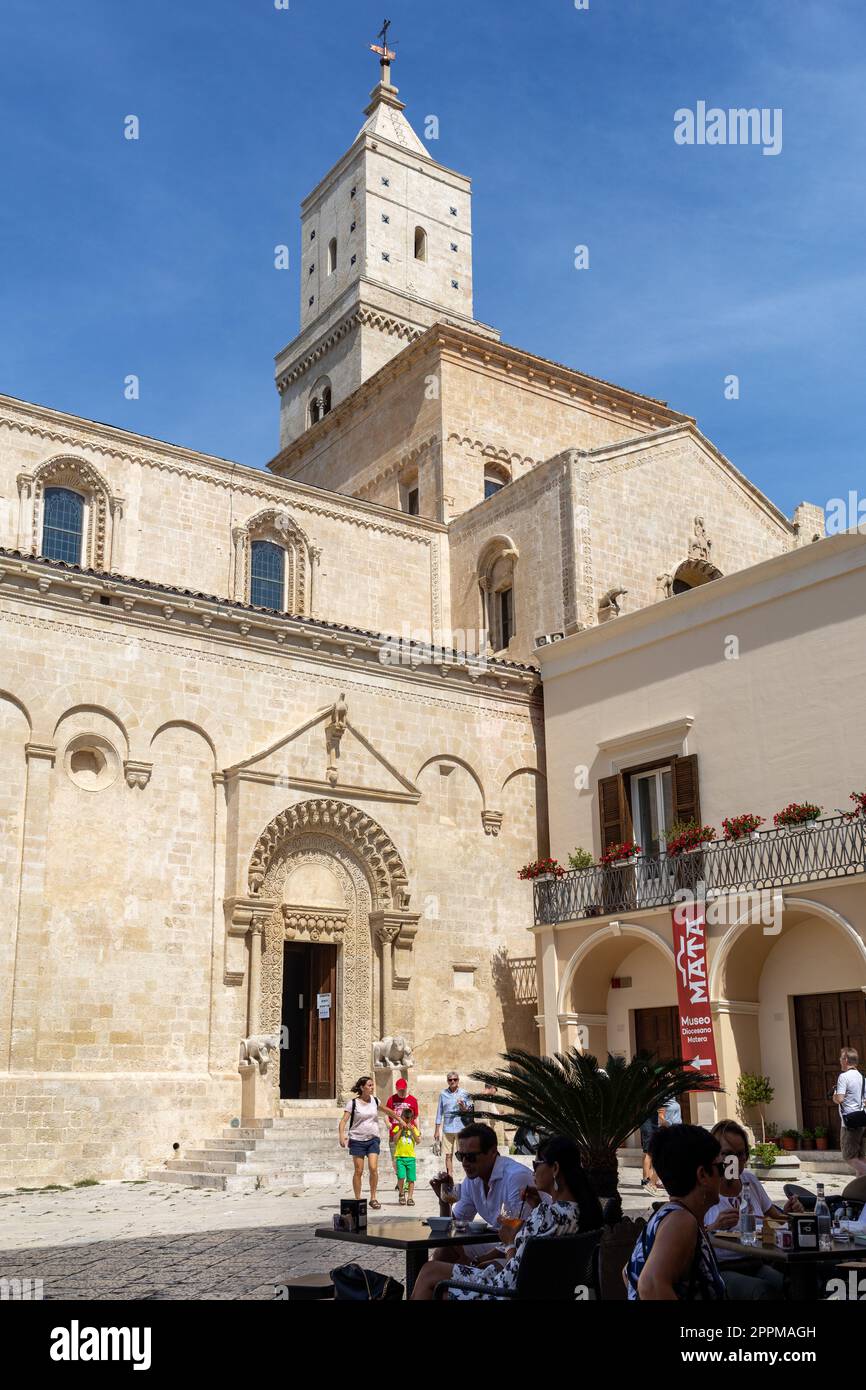 Cathédrale sur la Piazza Duomo dans le centre historique Sasso Caveoso de la vieille ville antique de Matera Banque D'Images