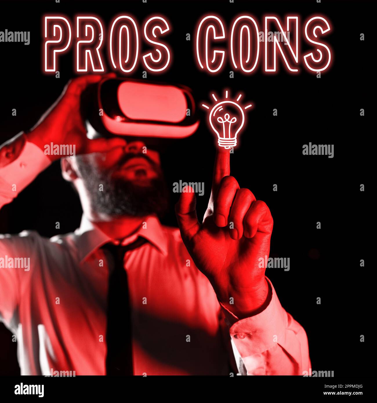 Signe de texte montrant les cons. Pros Mot pour les facteurs ou raisons favorables et défavorables de la personne Banque D'Images