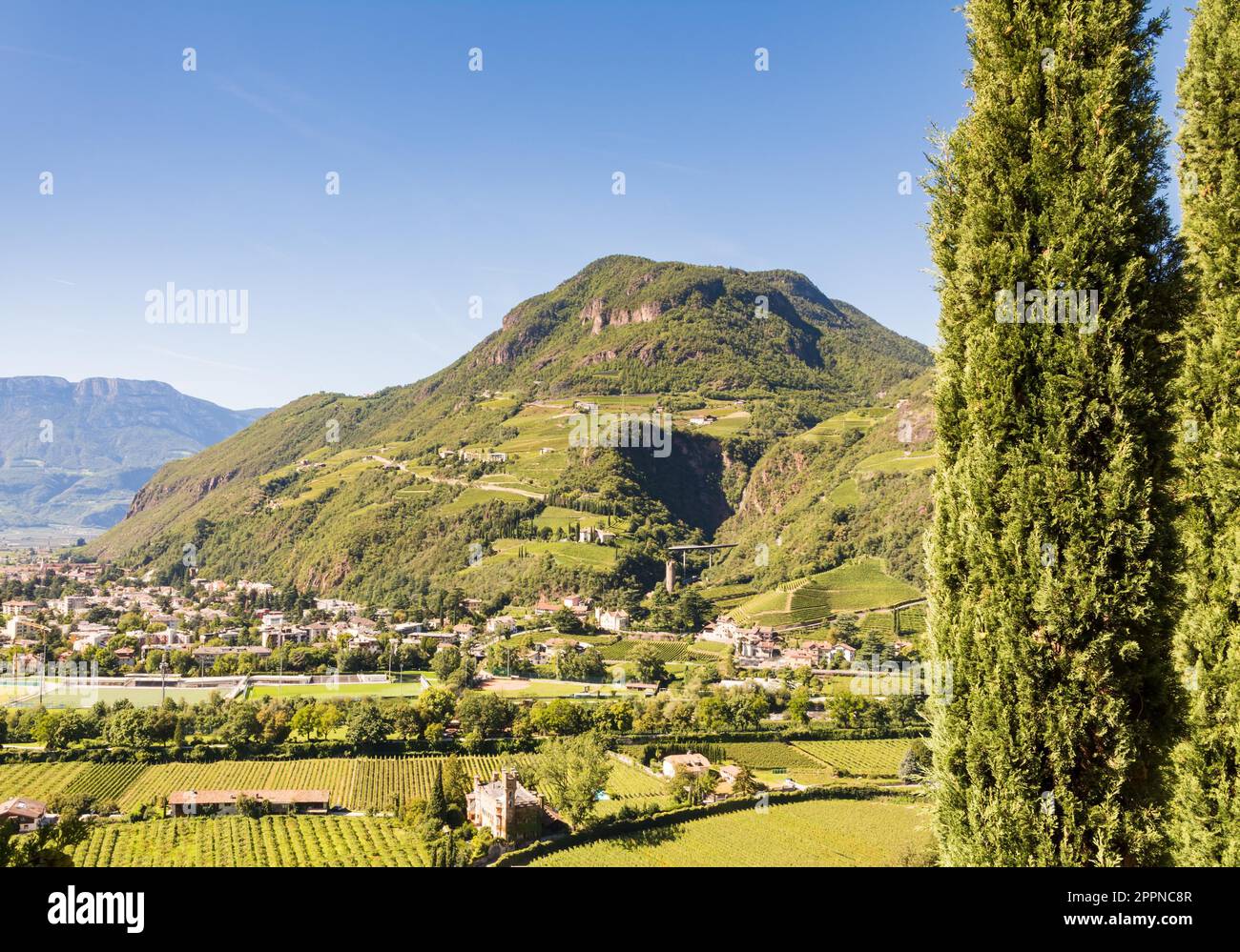 Vue sur la ville de Bolzano (Sout Tyrol) (Italie) Banque D'Images