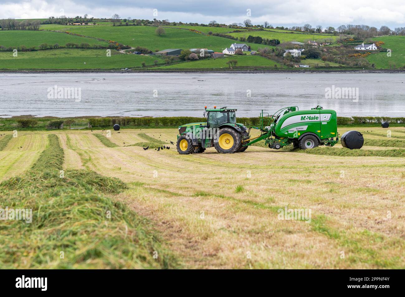 Tracteur john deere 6150r Banque de photographies et d’images à haute