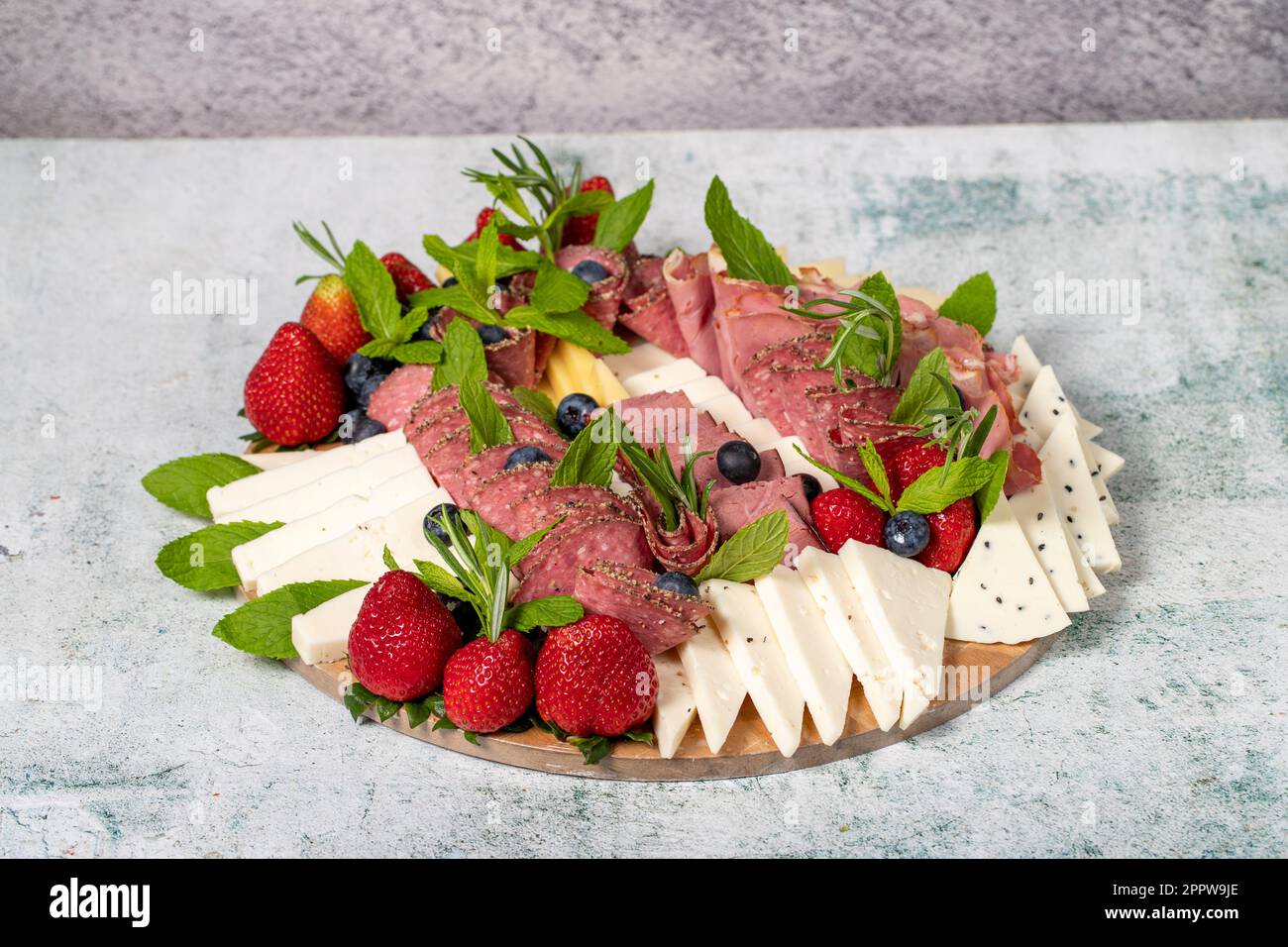 Plateau de viande froide Banque de photographies et d’images à haute