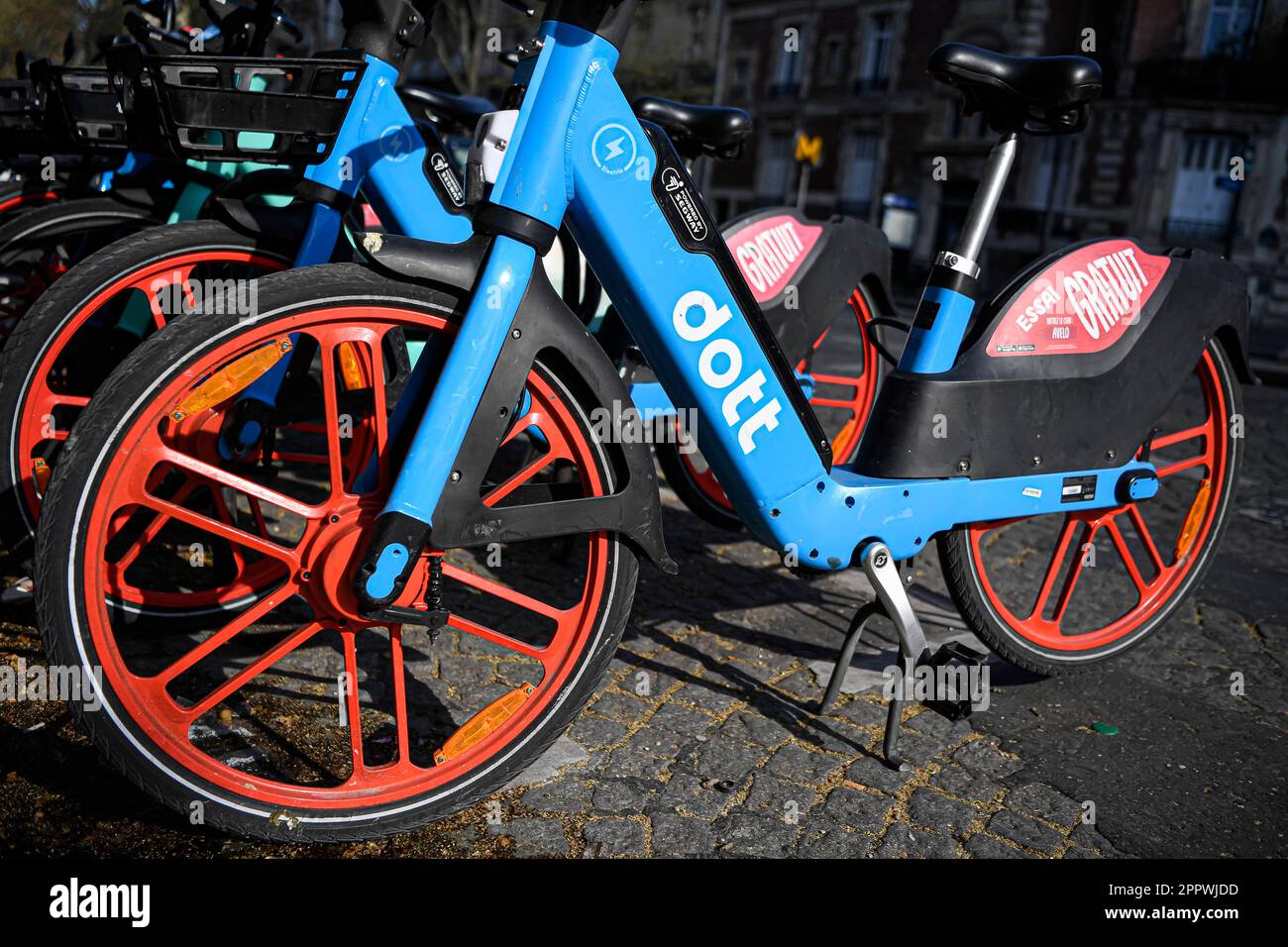 Dott velo Banque de photographies et d’images à haute résolution - Alamy
