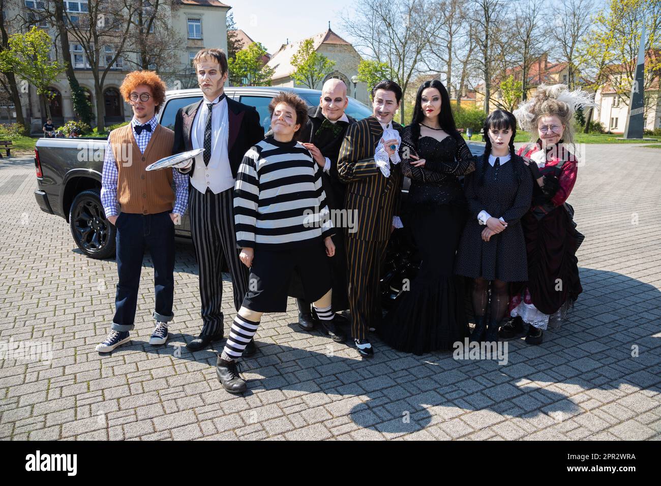 Open Air Veranstaltung zum traditionellen Startschuss zum Vorverkauf für den 27. Bautzener Theatersommer auf dem Theatervorplatz am Theater Bautzen. B Banque D'Images