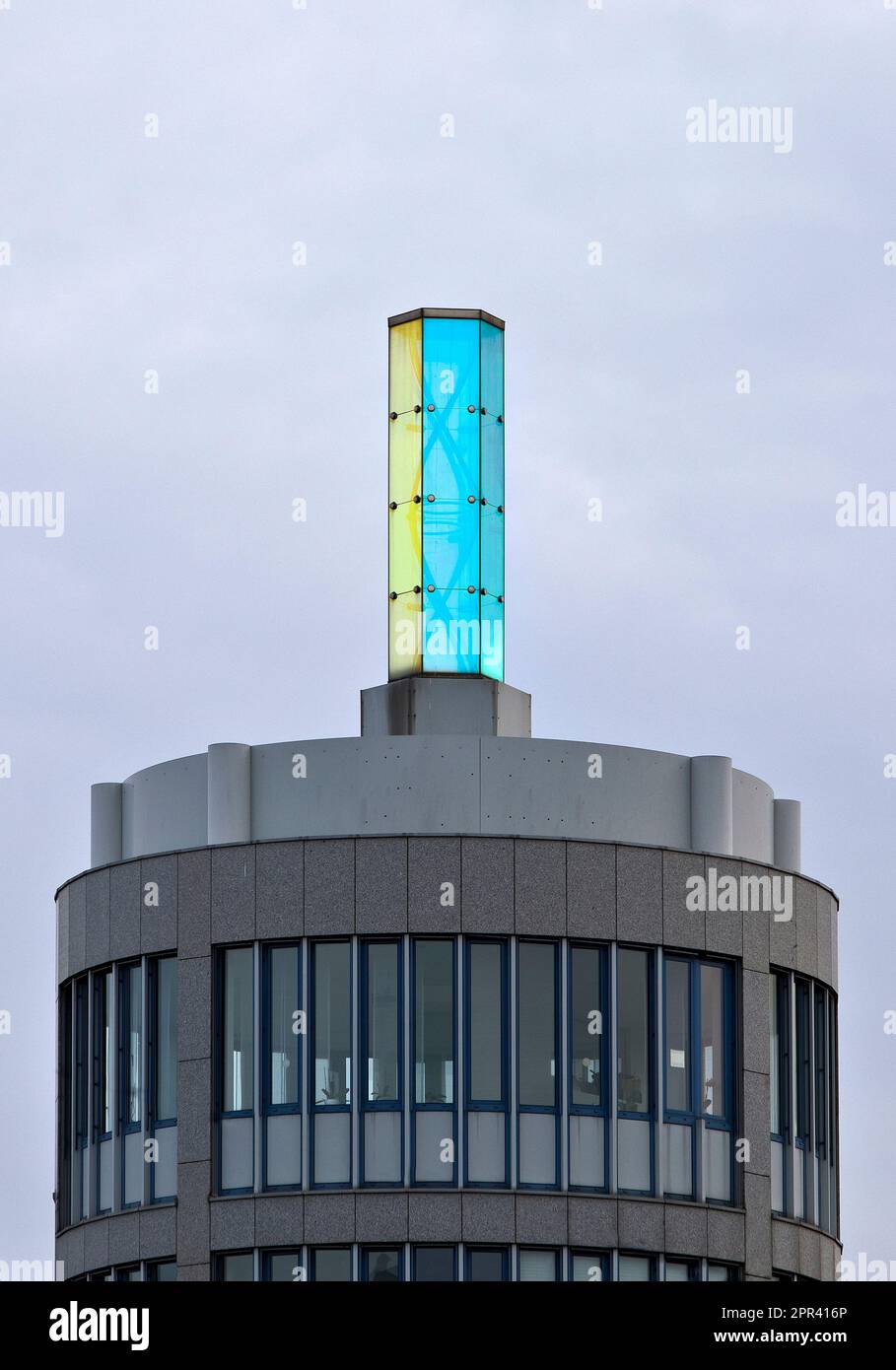 Clinique pratique dans l'Haubrichforum avec double hélice d'ADN sur le toit, Neumarkt, Allemagne, Rhénanie-du-Nord-Westphalie, Cologne Banque D'Images