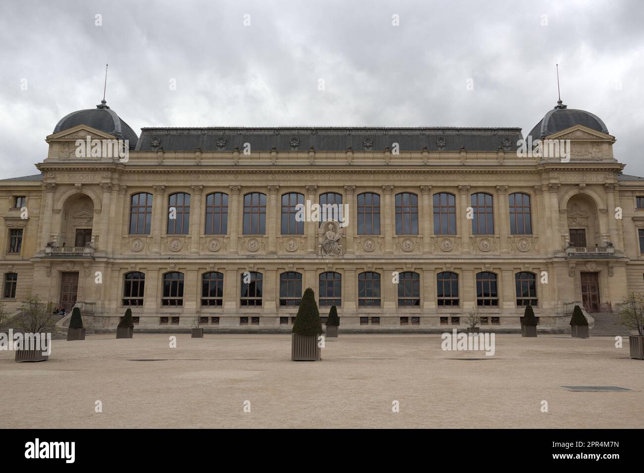 Façade du Musée de la Grande Galerie de l'évolution dans le jardin des plantes Banque D'Images