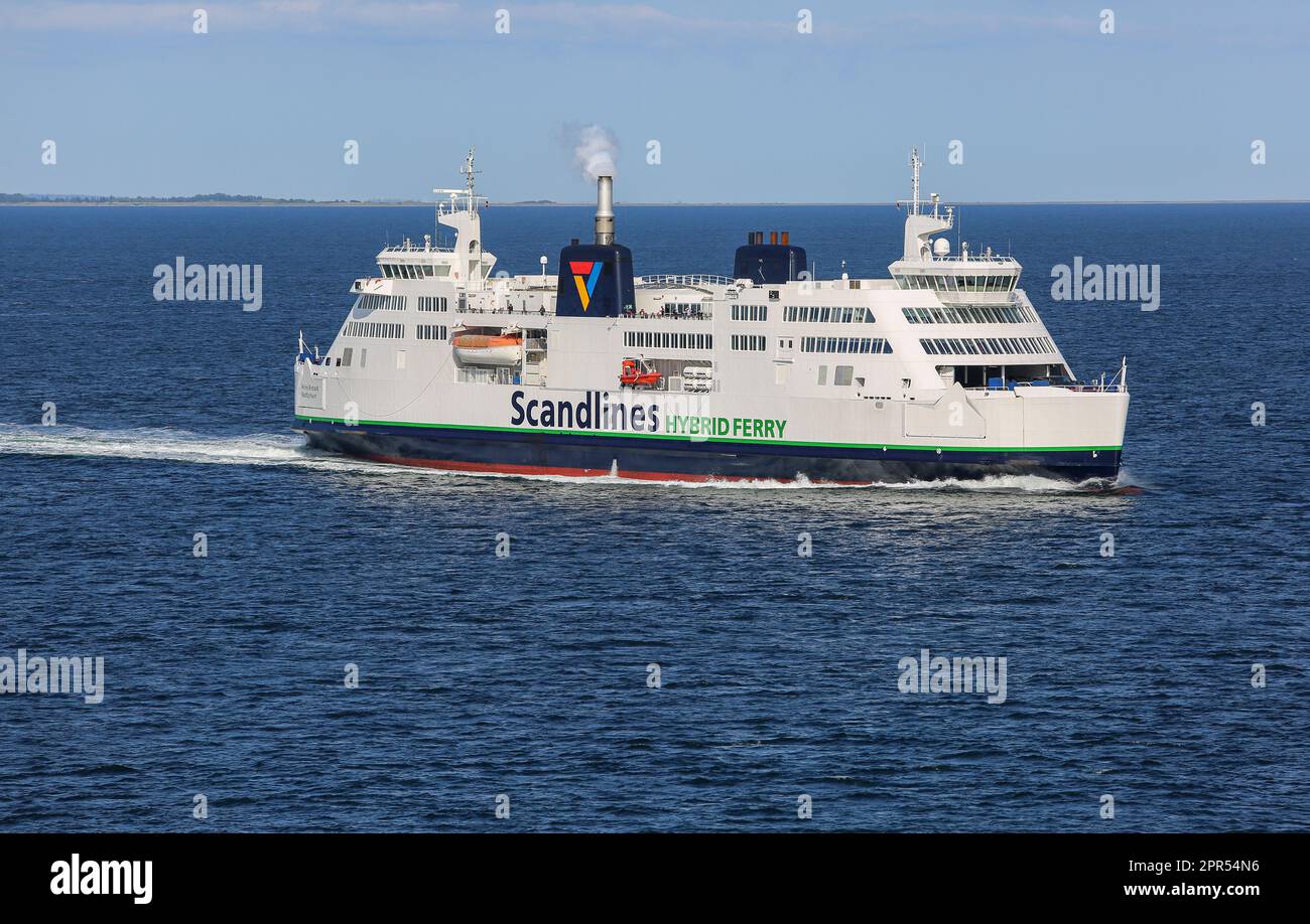 Ferry hybride diesel-électrique Prins Richard, bateau de fret voyageurs RO-RO écologique Scandilines, ferries à émissions réduites de gaz à effet de serre Banque D'Images