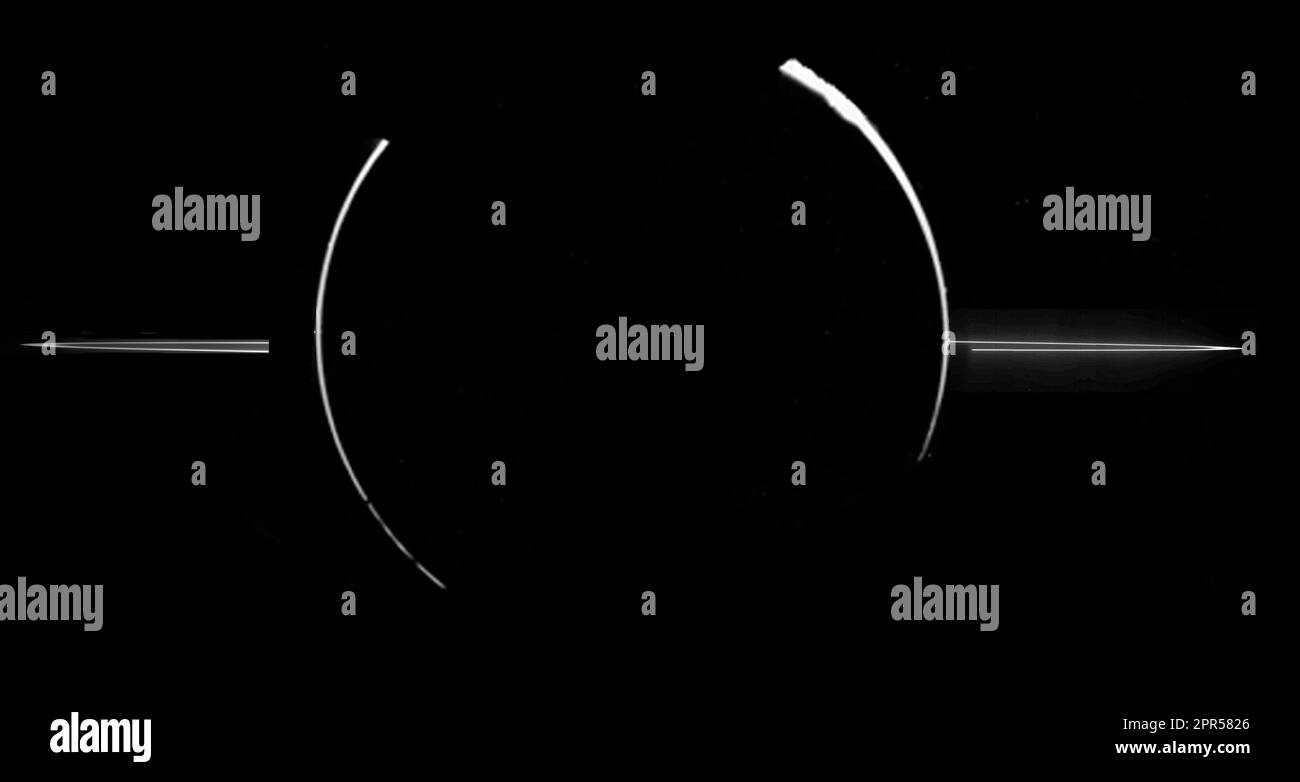Cette mosaïque du système annulaire de Jupiter a été acquise par l'engin spatial Galileo de la NASA lorsque le Soleil était derrière la planète, et l'engin spatial était dans l'ombre de Jupiter, en train de remonter vers le Soleil. Banque D'Images