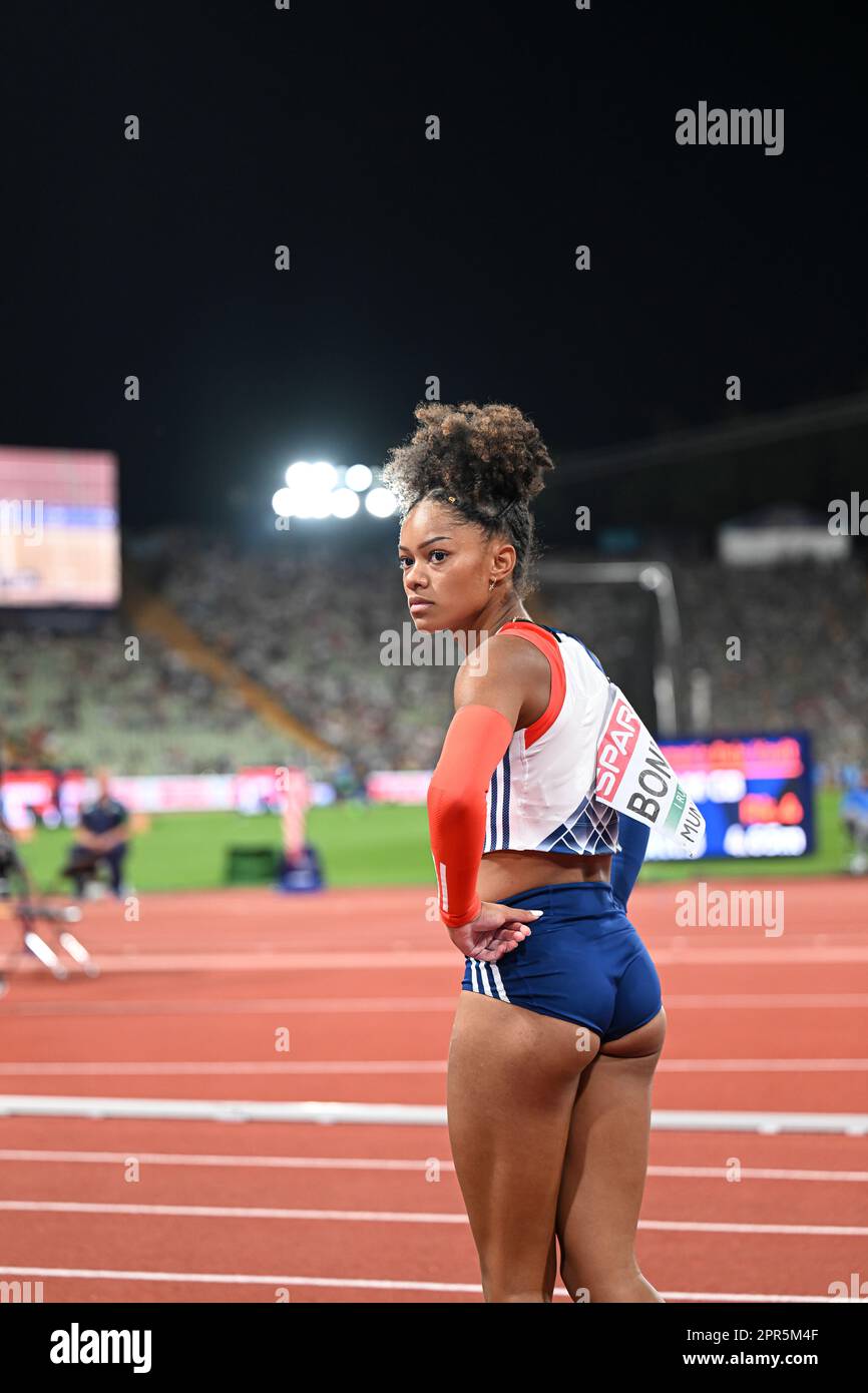 Marie Julie Bonnin participe à la voûte du pôle aux Championnats d'athlétisme européens de Munich 2022. Banque D'Images
