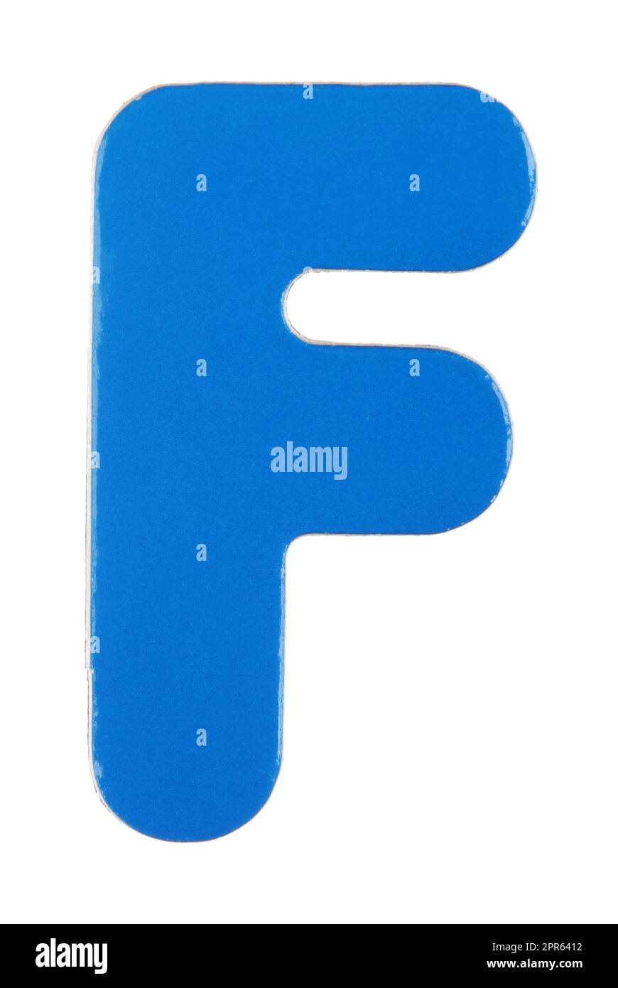 Lettre F magnétique majuscule sur blanc avec chemin de découpe Banque D'Images