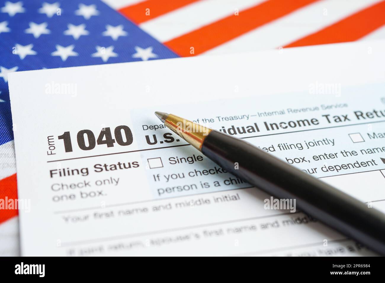 Formulaire fiscal 1040 Déclaration de revenus des particuliers des États-Unis, concept de financement des entreprises. Banque D'Images