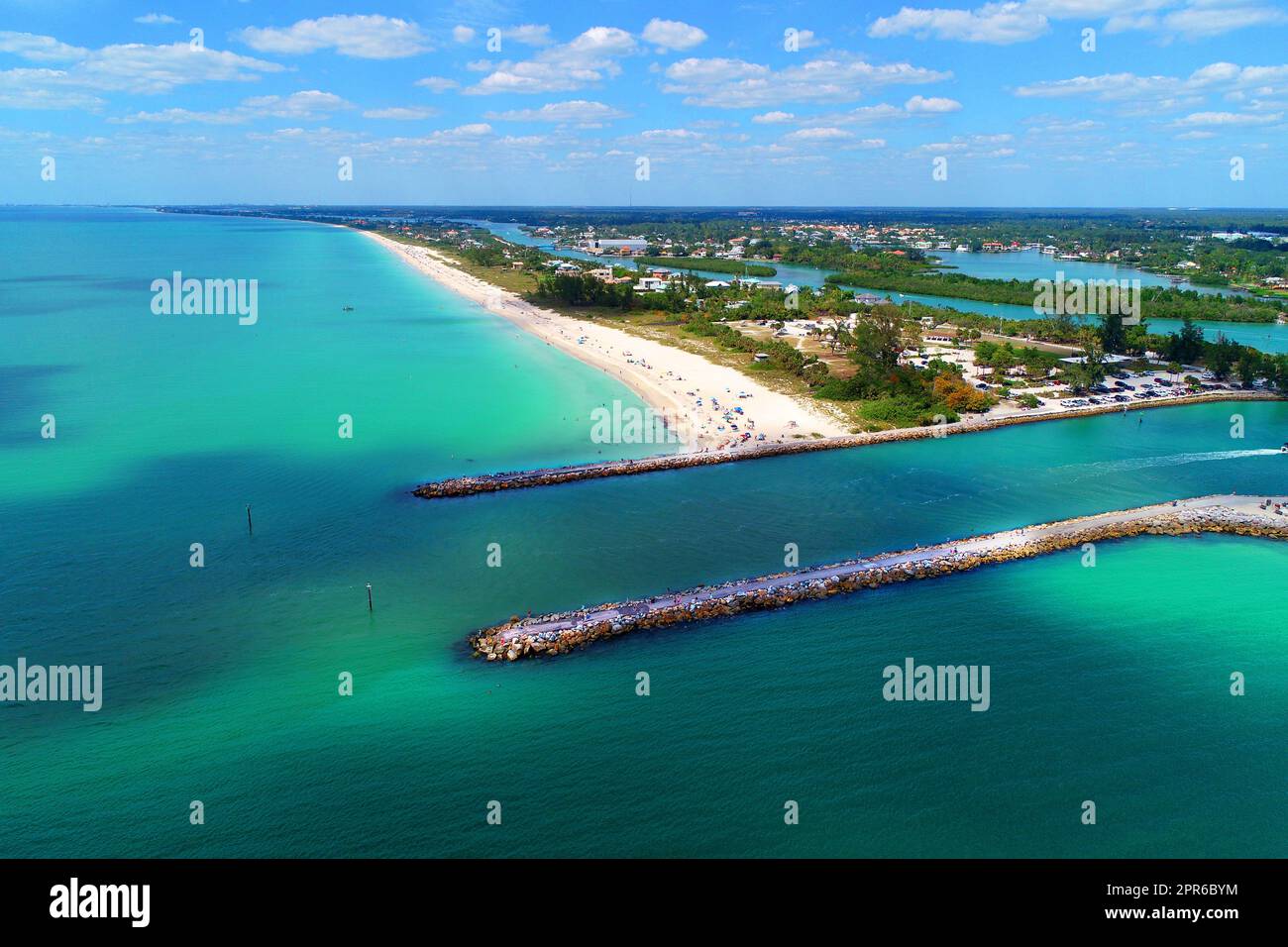 La jetée de Venise en Floride le long de la côte du golfe de Floride une destination tuoriste de famouss Banque D'Images La jetée de Venise en Floride le long de la côte du golfe de Floride une destination tuoriste de famouss Banque D'Images