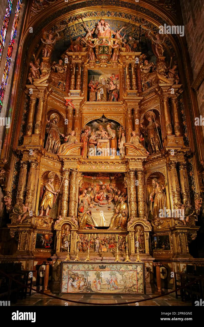 Altarpice à la Seu, la cathédrale Santa Maria de Palma de Majorque dans les îles Baléares (Espagne) - Cathédrale gothique médiévale construite à côté du M Banque D'Images