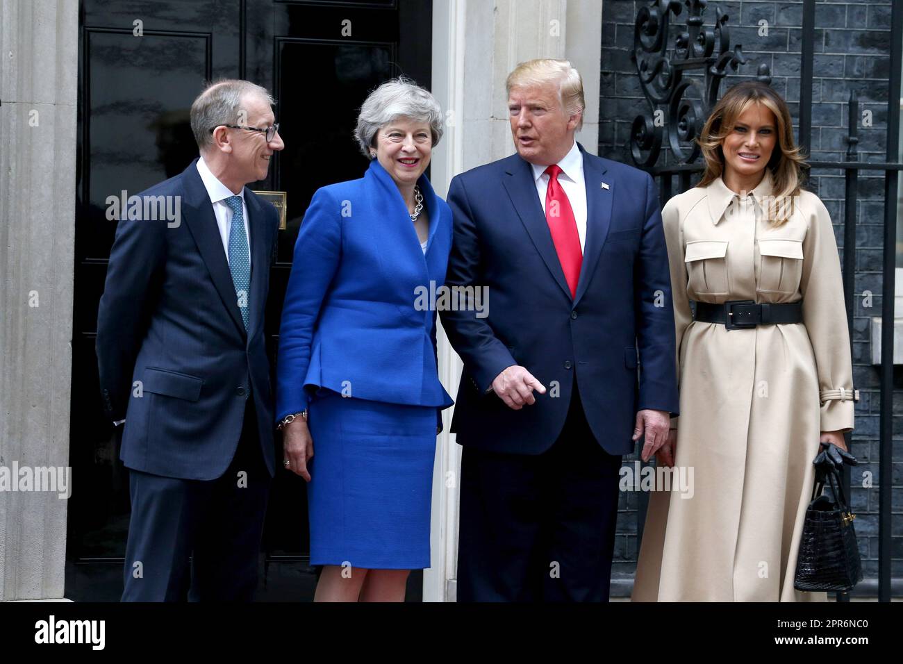 Philip May, la première ministre britannique Theresa May, le président américain Donald Trump et la première dame des États-Unis Melania Trump visitent le numéro 10 Downing Street à Londres. Banque D'Images