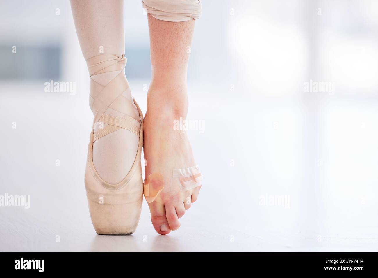 Feet ballerina one ballet pointe Banque de photographies et d'images à  haute résolution - Alamy