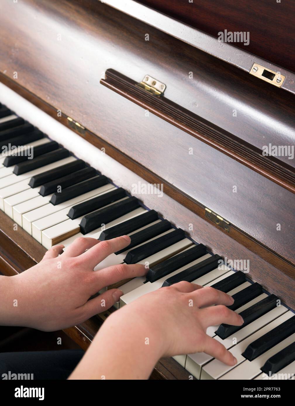 Instrument clavier seul musique classique Banque de photographies et  d'images à haute résolution - Alamy