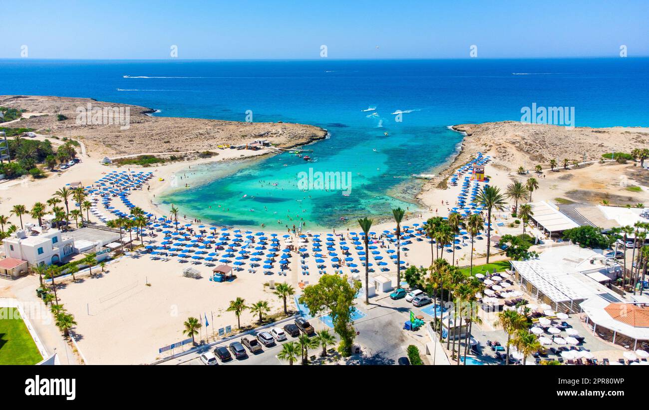 Plage aérienne de Vathia Gonia, Ayia Napa, Chypre Banque D'Images