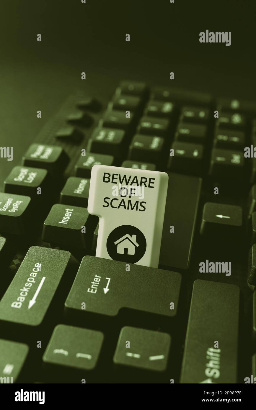 Texte d'écriture didacticiel de escroqueries. Concept signification rester vigilant pour éviter la fraude attention toujours être sûr sécurité -49138 Banque D'Images