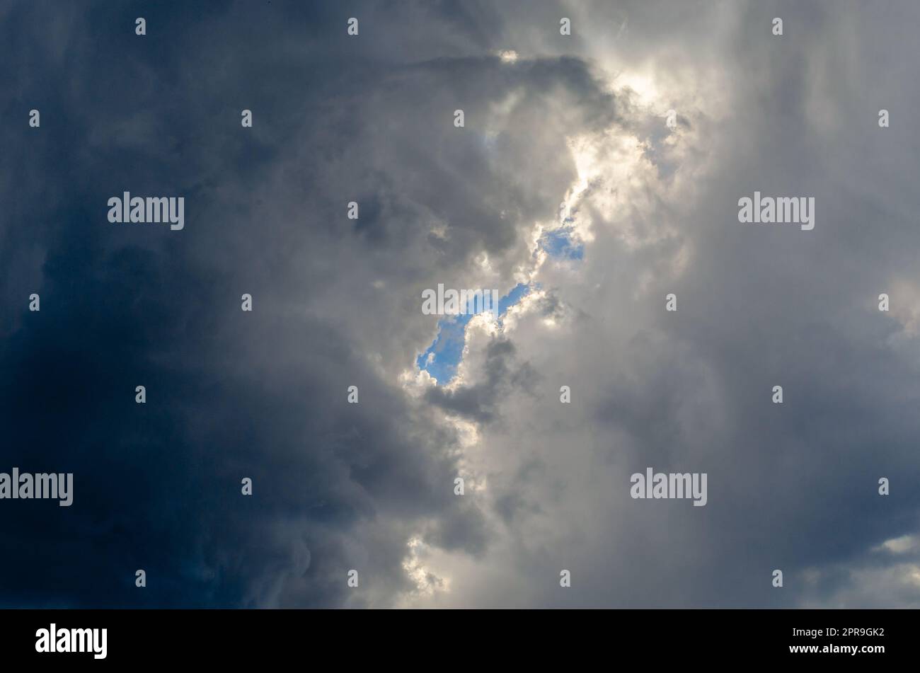 Beaux nuages de fond Banque D'Images