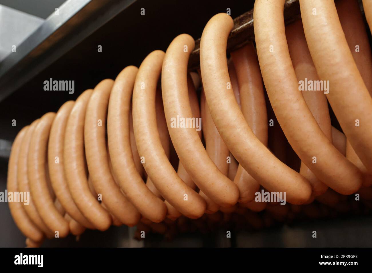 saucisses de vienne en production Banque D'Images