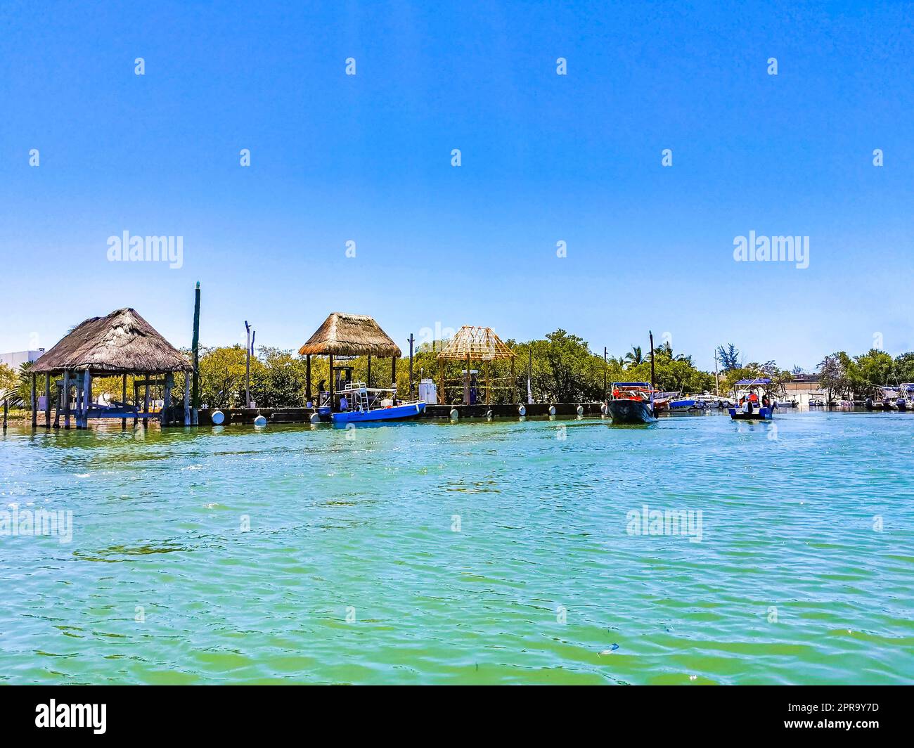 Panorama paysage Holbox bateaux port Muelle de Holbox Mexique. Banque D'Images