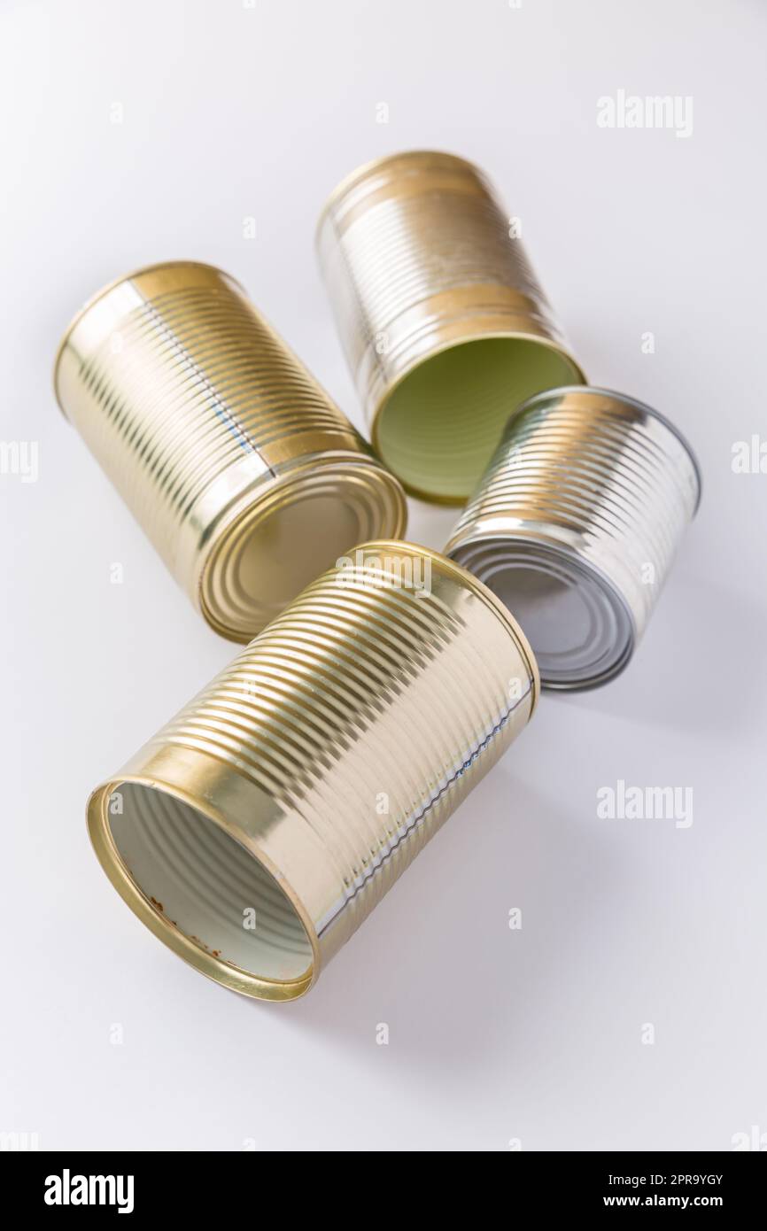 Séparer les déchets métalliques collectés, préparés pour le recyclage. Banque D'Images