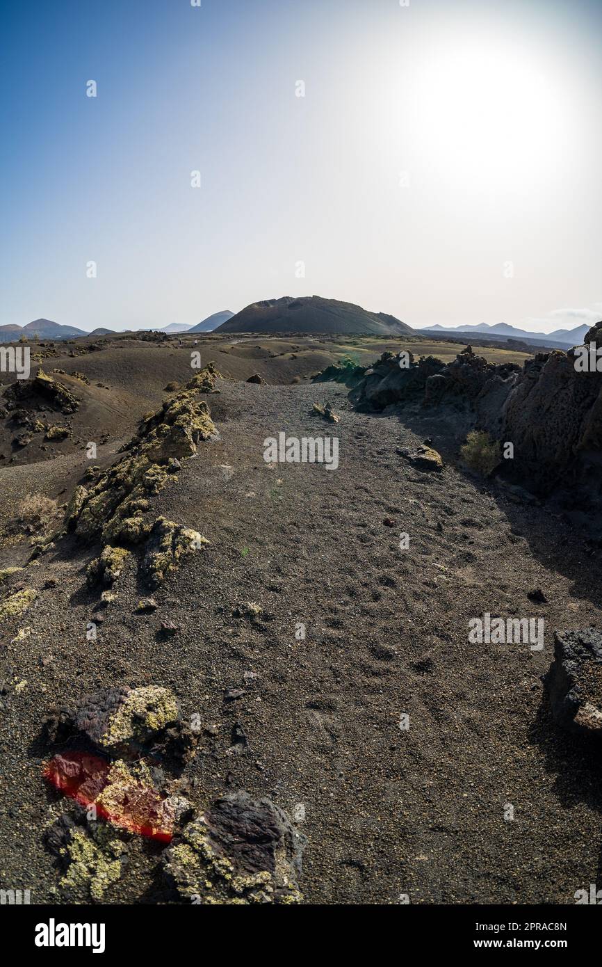 Paysage volcanique typique dans la région de Caldera de Los Cuervos. Évasement d'objectif. Lanzarote, îles Canaries. Espagne. Banque D'Images