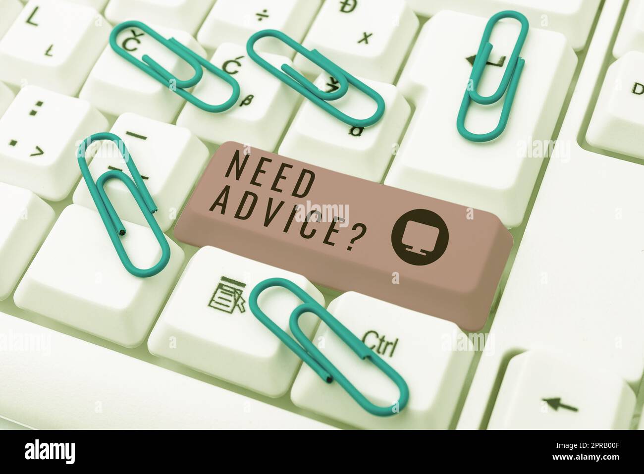 Question de conseil sur l'écriture manuscrite. Approche commerciale demander à quelqu'un s'il veut des recommandations ou des conseils -48625 Banque D'Images