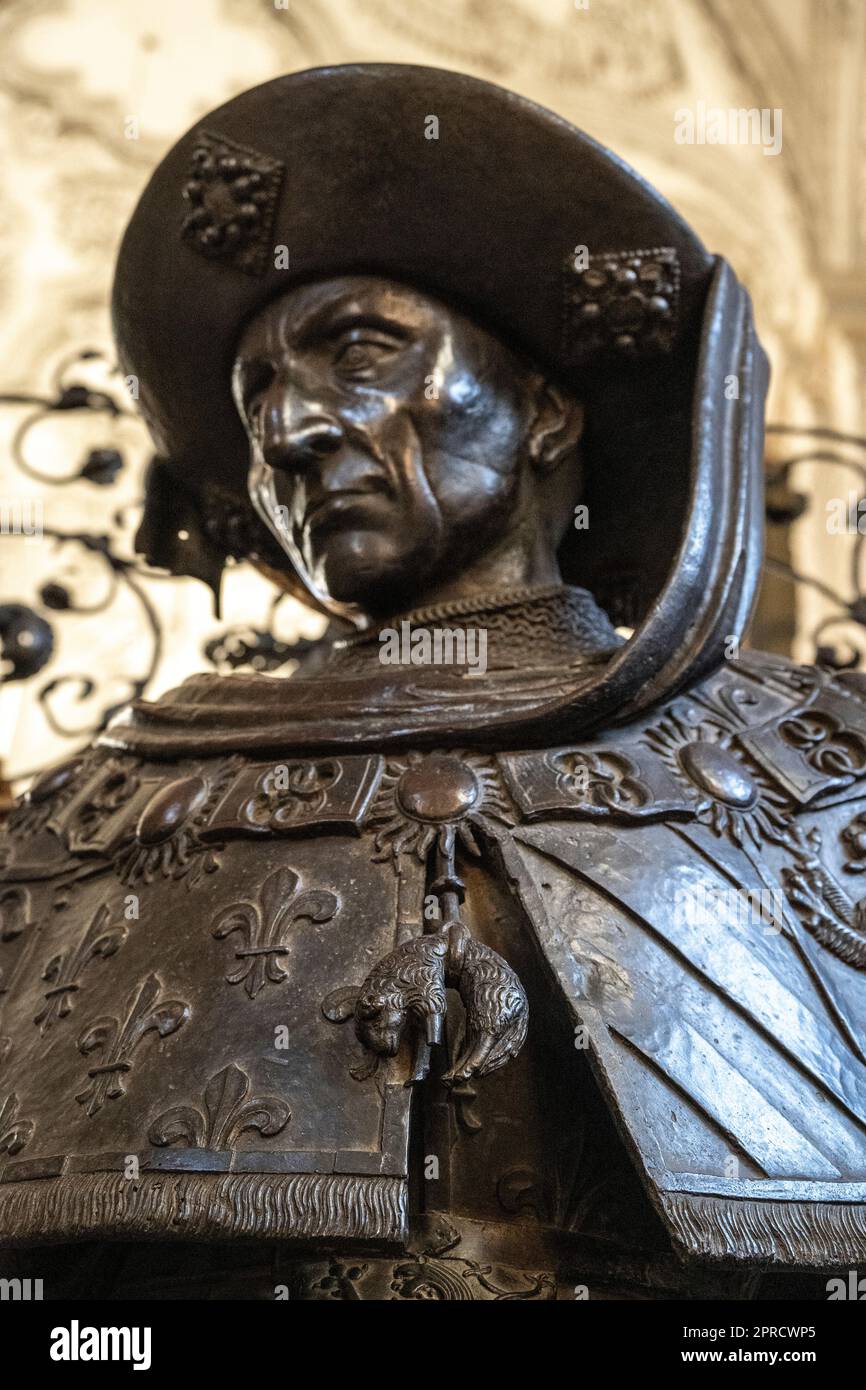 Philip le bon ou duc de Bourgogne statue en bronze au musée Hofkirche d'Innsbruck pour l'empereur Maximilien I. Banque D'Images