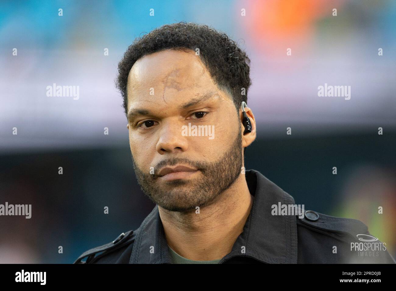 Manchester, Angleterre - 26 avril 2023, Joléon Lescott, ancien joueur de Manchester City, avant le match de football de la première ligue de championnat d'Angleterre entre Manchester City et Arsenal le 26 avril 2023 au stade Etihad de Manchester, Angleterre - photo: Ian Stephen/DPPI/LiveMedia Banque D'Images Manchester, Angleterre - 26 avril 2023, Joléon Lescott, ancien joueur de Manchester City, avant le match de football de la première ligue de championnat d'Angleterre entre Manchester City et Arsenal le 26 avril 2023 au stade Etihad de Manchester, Angleterre - photo: Ian Stephen/DPPI/LiveMedia Banque D'Images