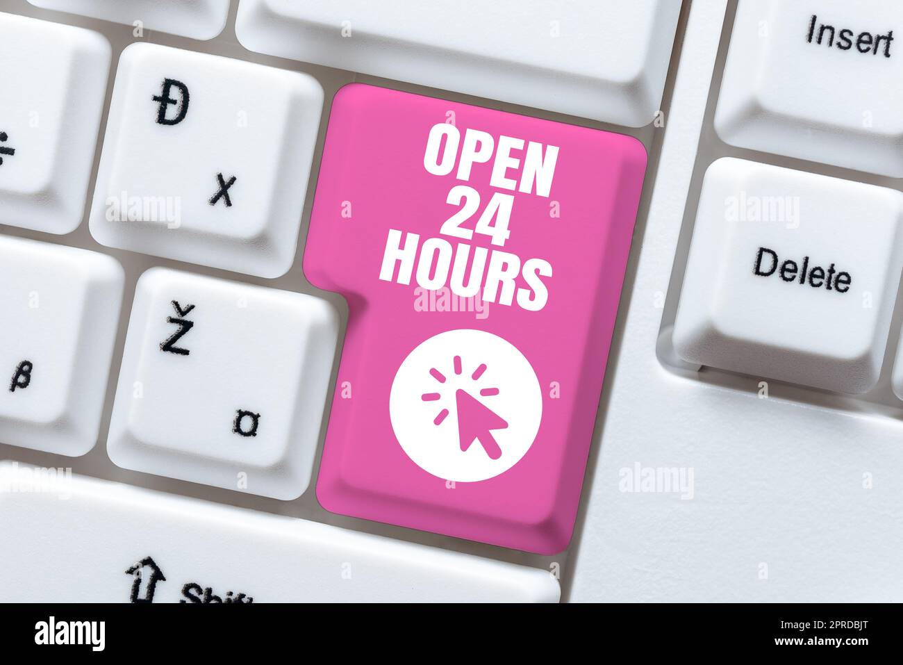 Affiche manuscrite ouverte 24 heures sur 24. Concept signification travailler toute la journée magasin d'affaires de tous les jours toujours en fonctionnement -48606 Banque D'Images