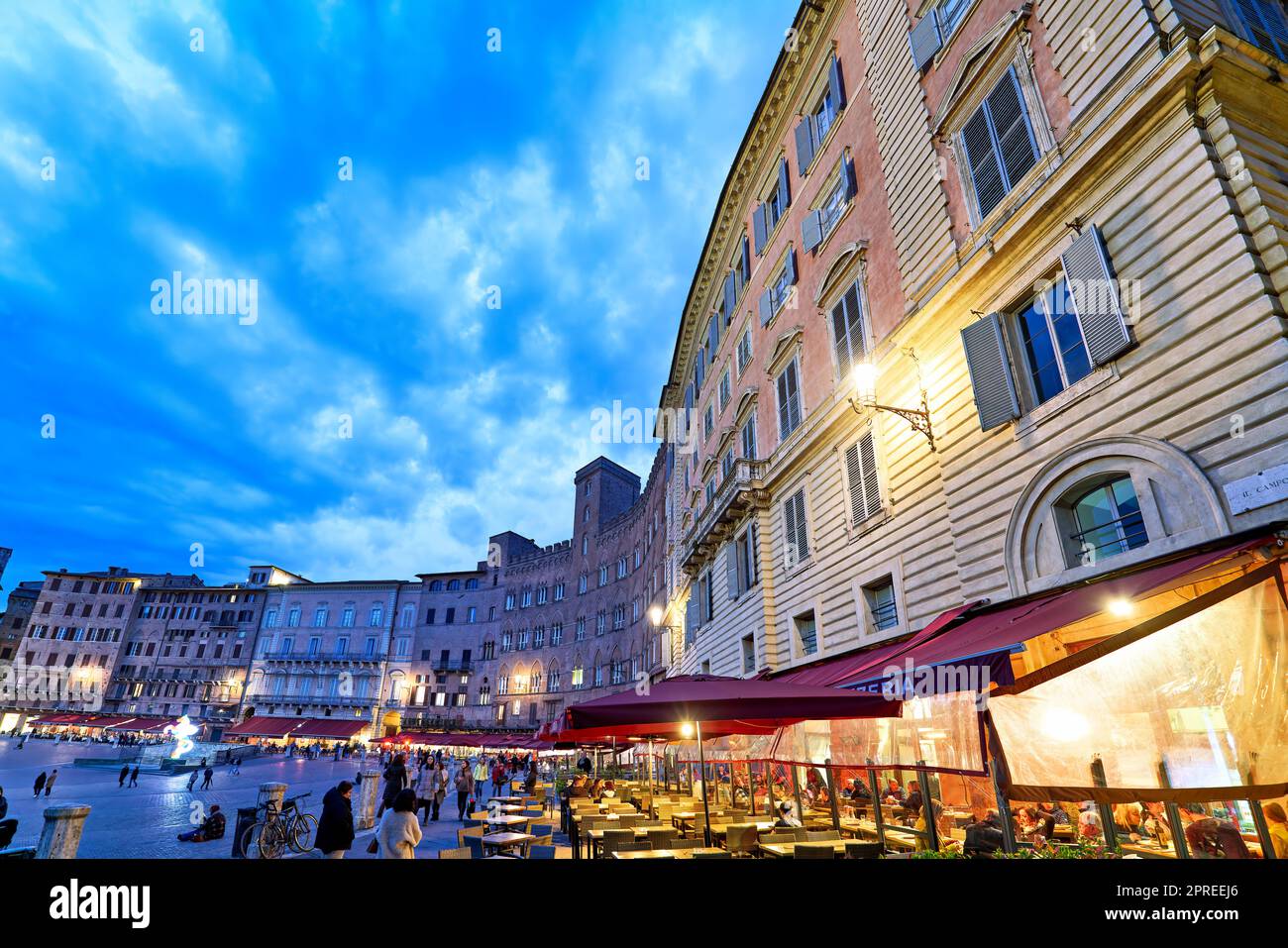 Sienne Toscane Italie. Piazza del Campo au coucher du soleil Banque D'Images