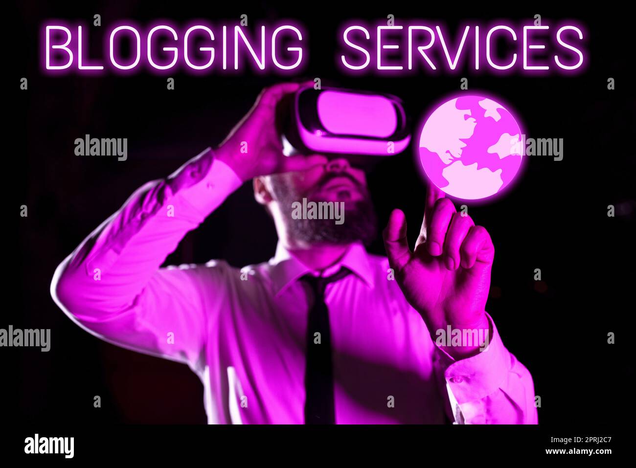 Affiche Blogging ServicesFacility de réseautage social information Journalism. Concept signification réseau social journalisme informatif Banque D'Images