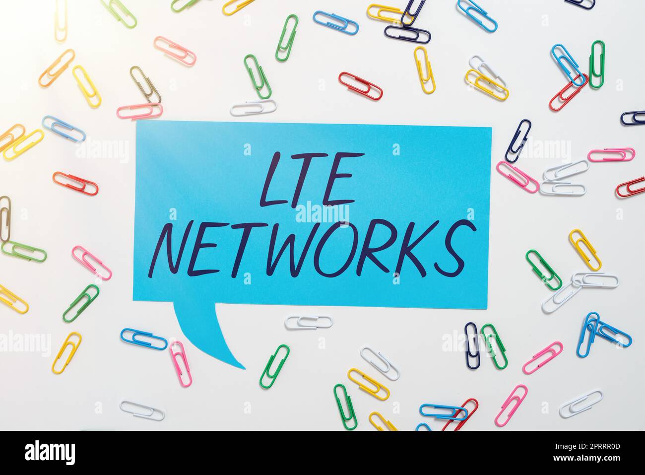 Affichage conceptuel réseaux LTE. Concept : connexion réseau la plus rapide disponible pour les communications sans fil Banque D'Images
